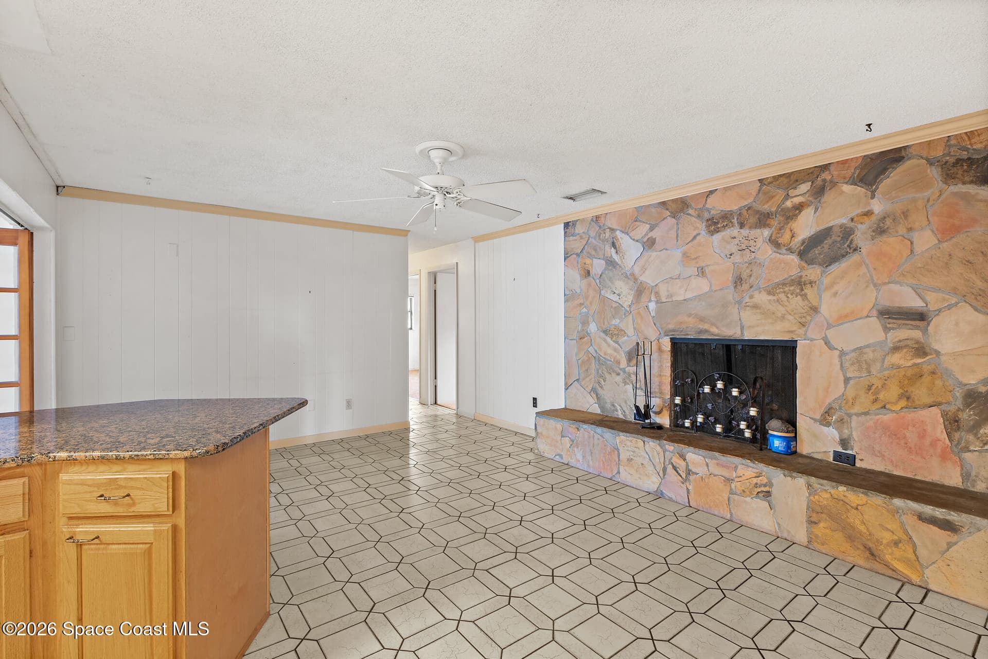 432 Finch Drive photo 11