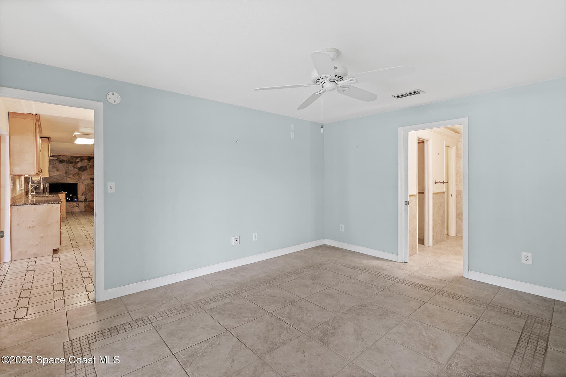 432 Finch Drive photo 15