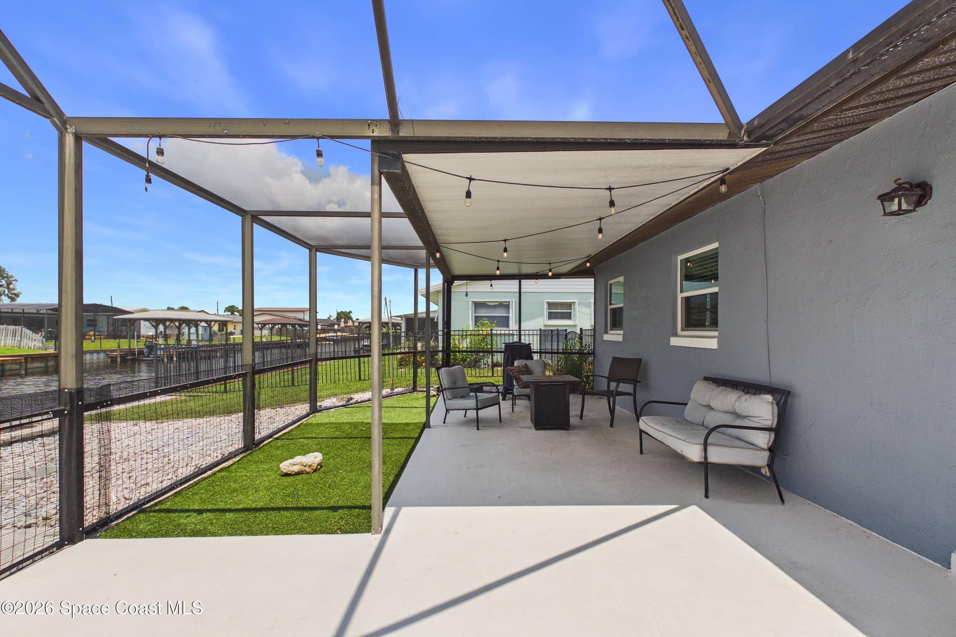 1545 W Coral Court photo 9