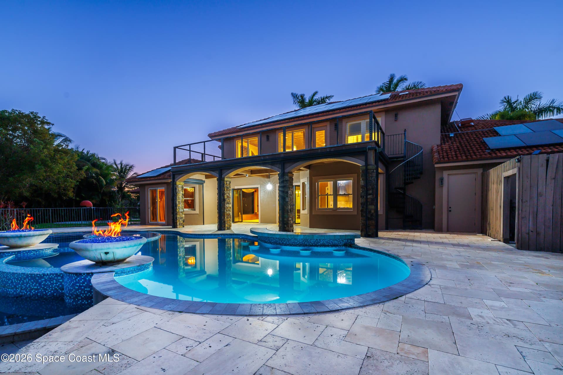 5660 Lago Del Sol Drive photo 11