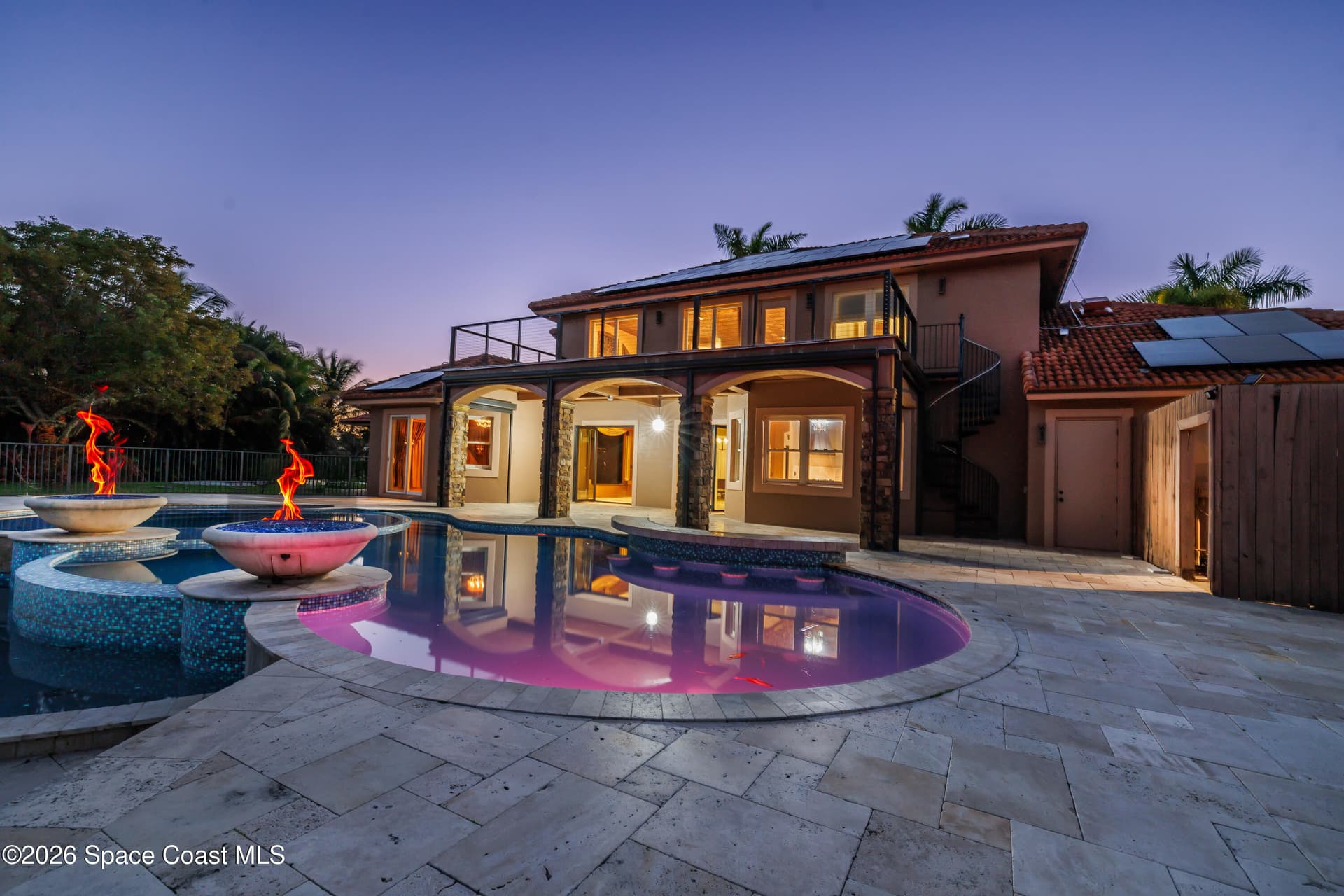 5660 Lago Del Sol Drive photo 16
