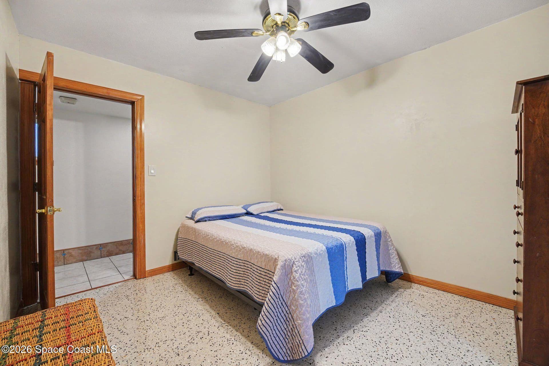 459 Angelo Lane photo 21