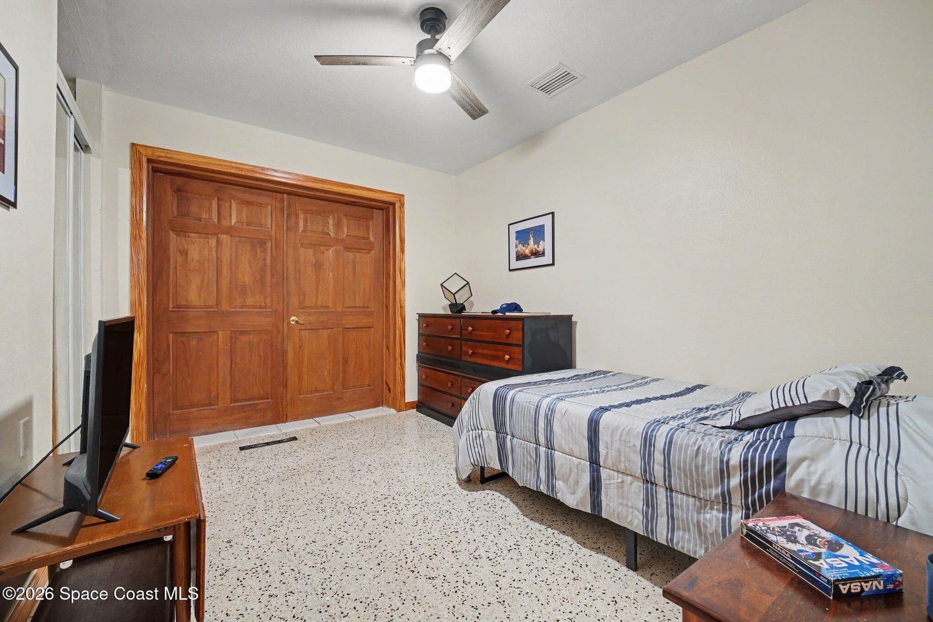 459 Angelo Lane photo 22