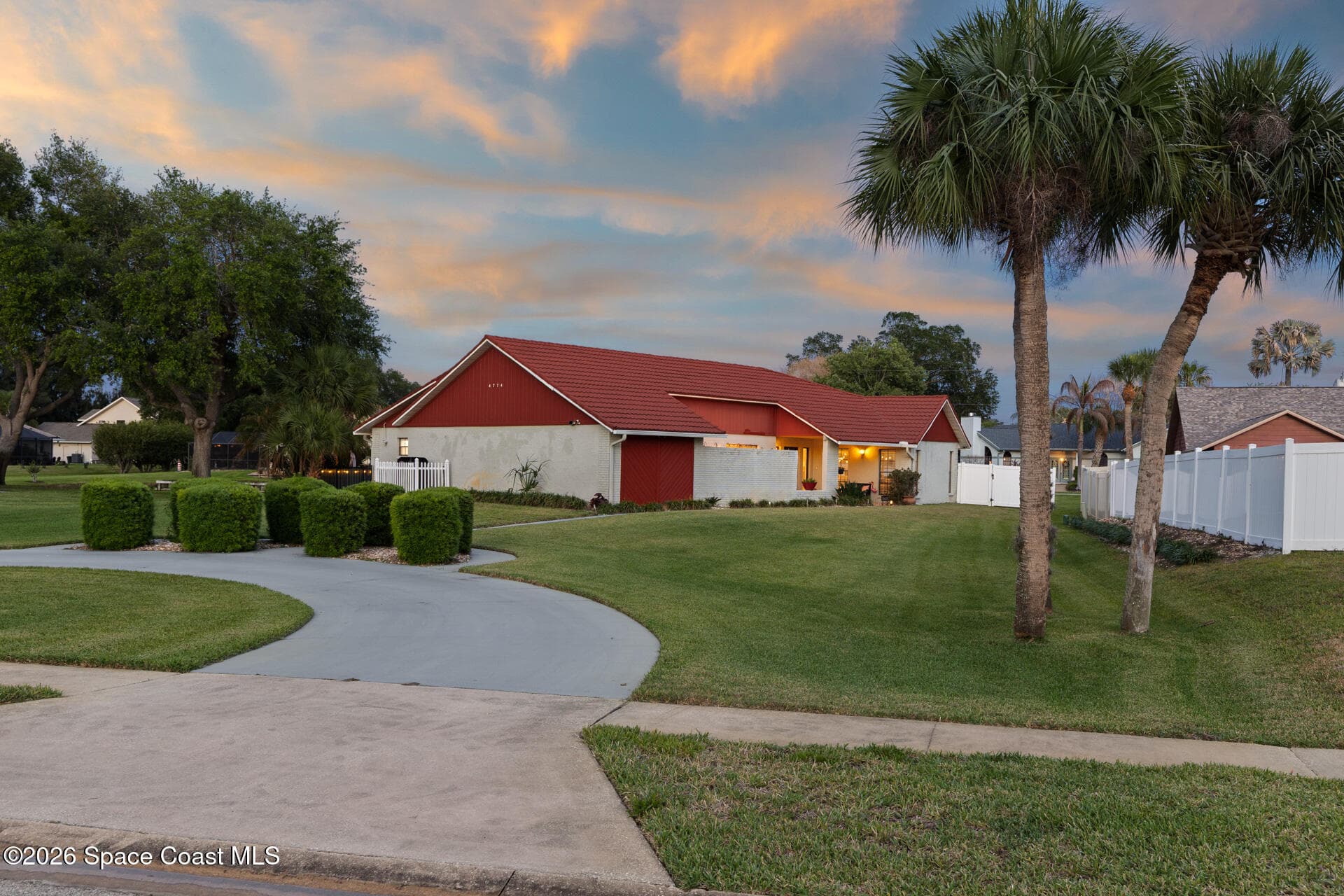 4774 Navaho Trail photo 4