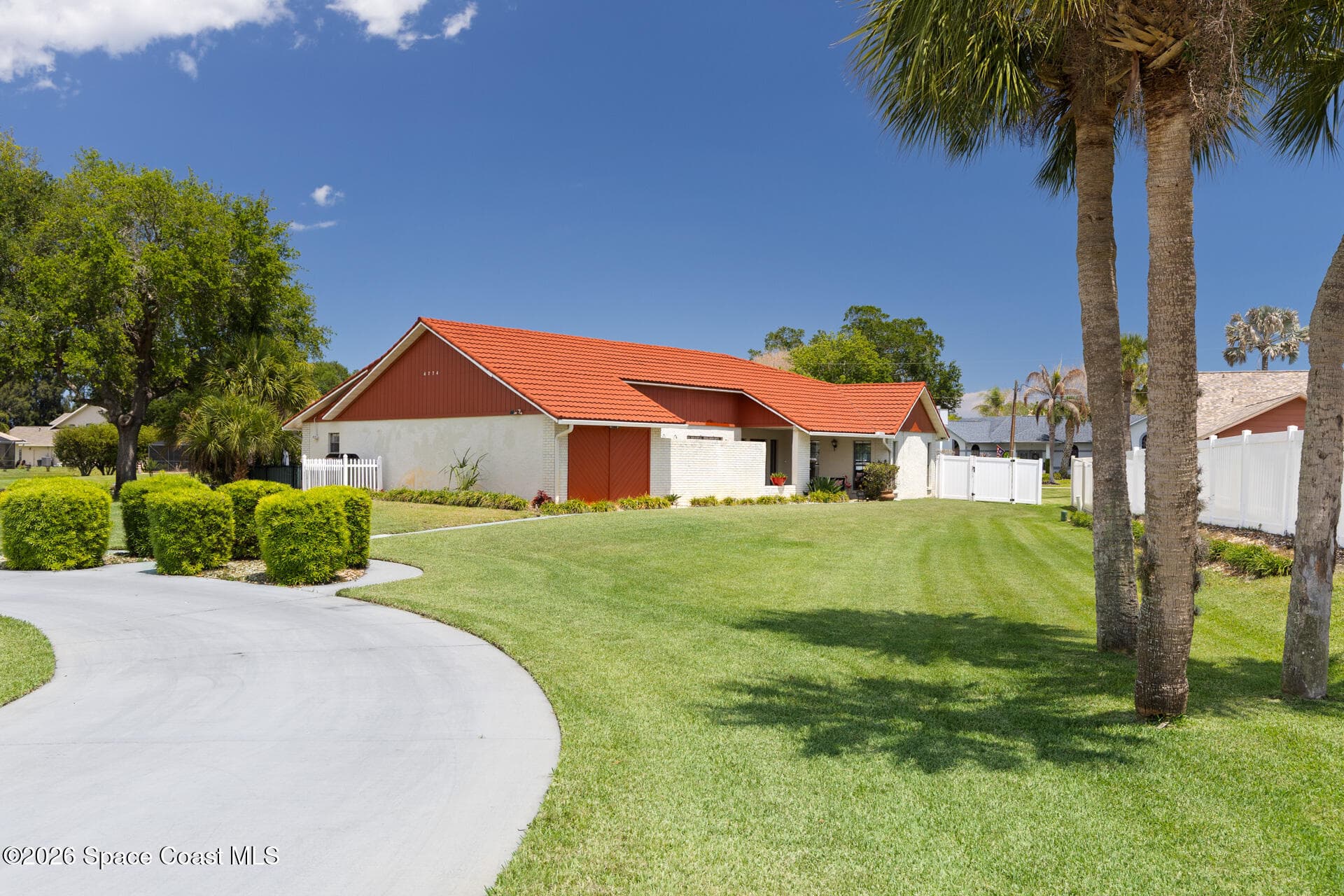 4774 Navaho Trail photo 5