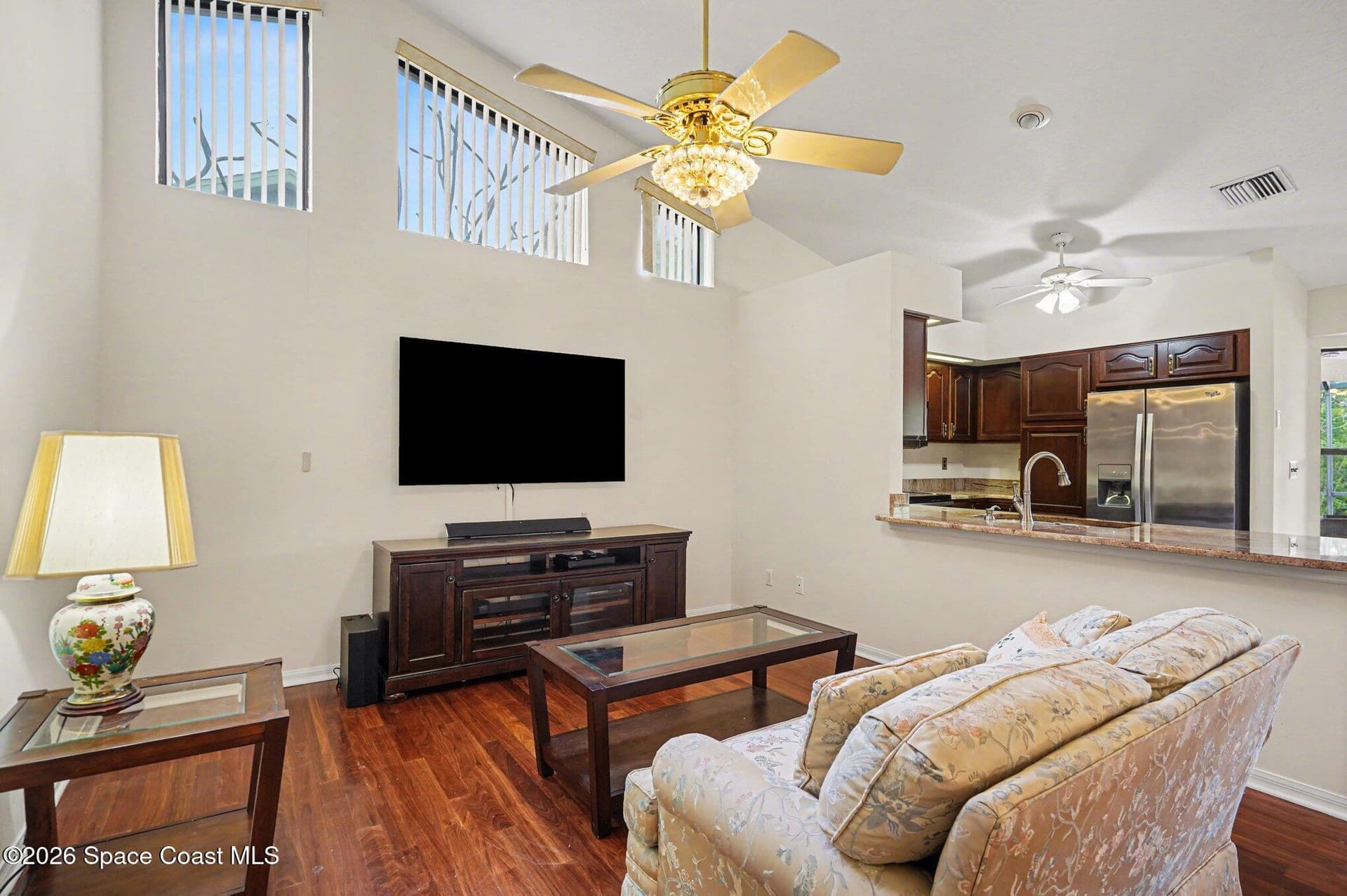 1490 Goldrush Avenue photo 4