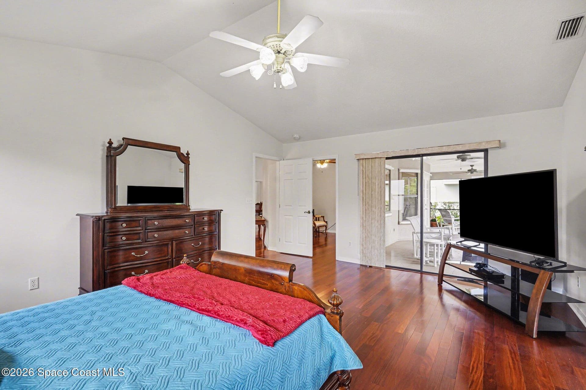 1490 Goldrush Avenue photo 20
