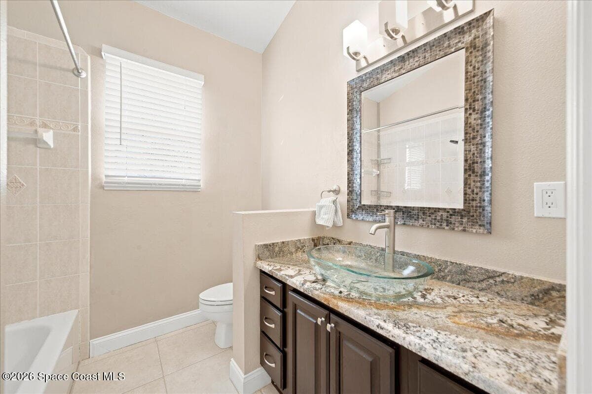 825 Thrasher Drive photo 23