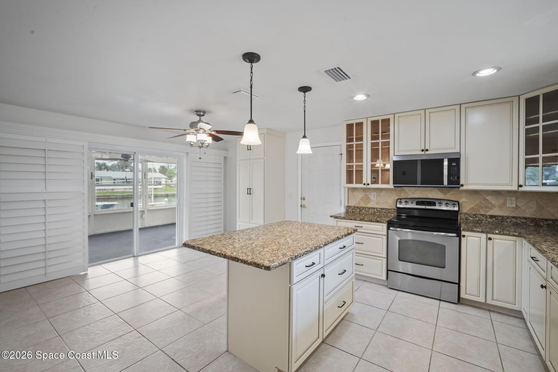 420 Sundoro Court photo 25