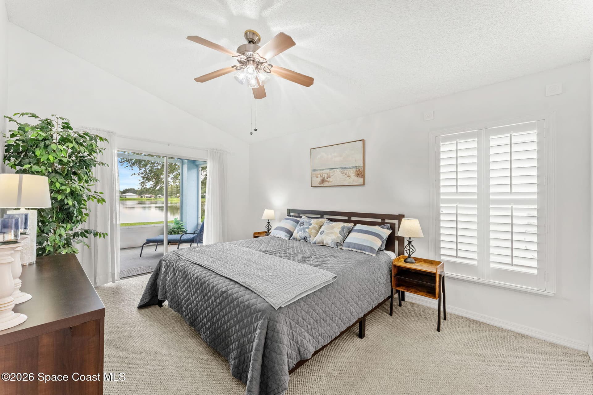 1623 Vista Lake Circle photo 5