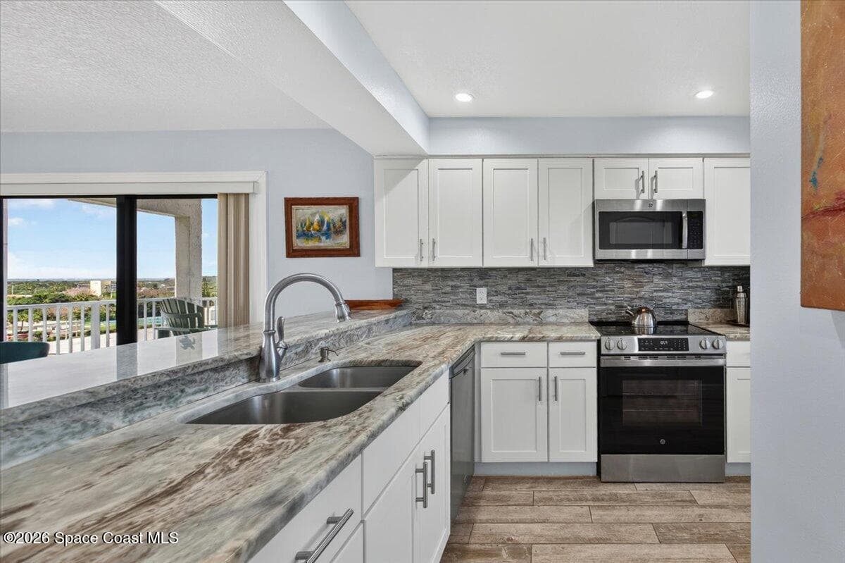 1000 N Atlantic Avenue 716 photo 9