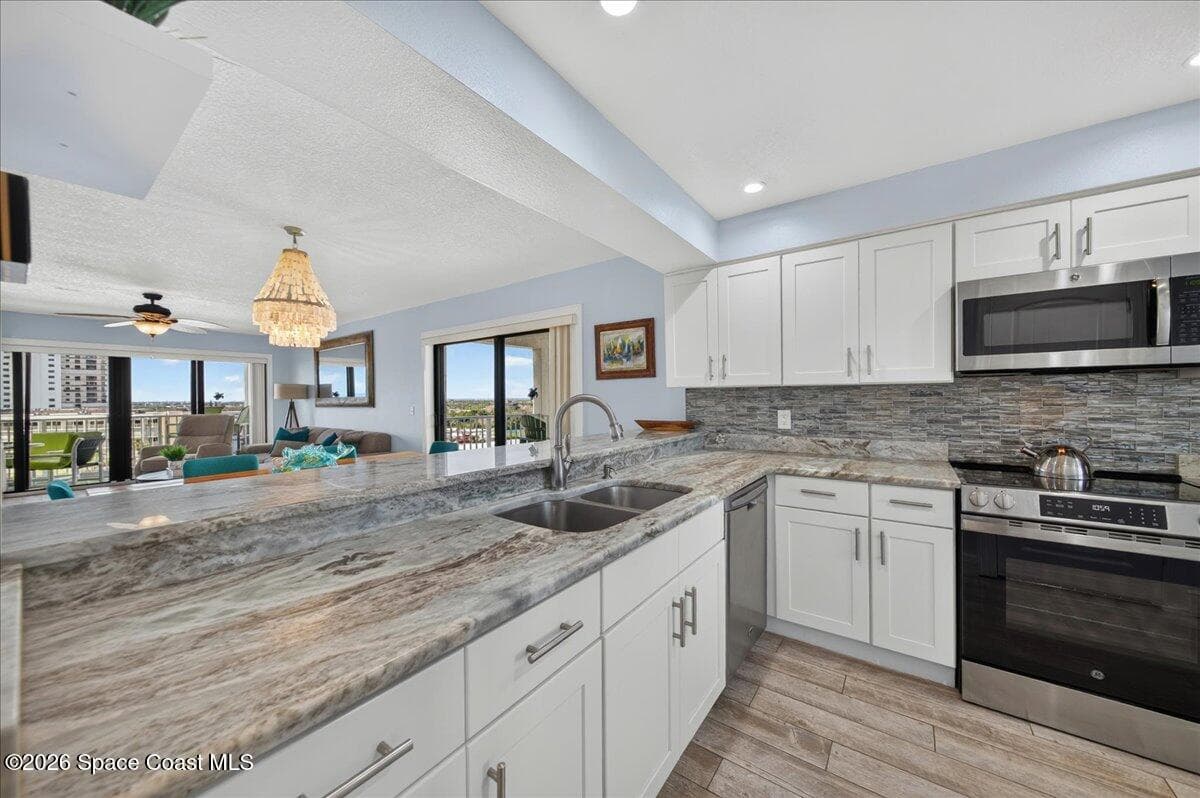 1000 N Atlantic Avenue 716 photo 4