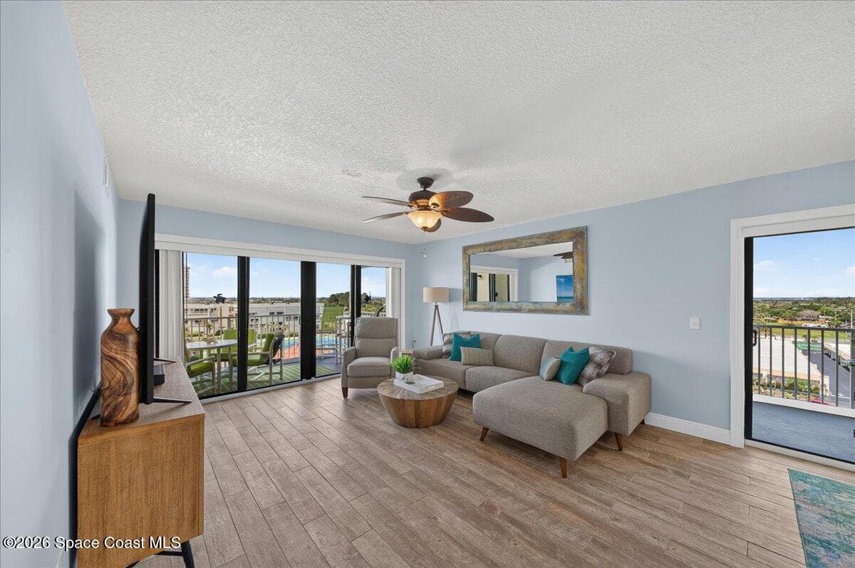 1000 N Atlantic Avenue 716 photo 3