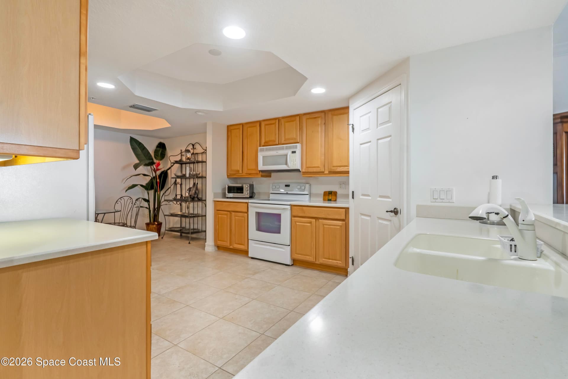 7 Indian River Avenue 406 photo 5