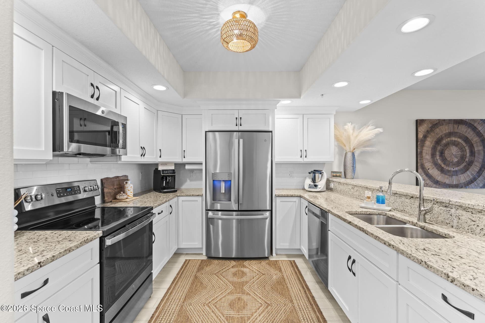 1805 Riverside Drive 503 photo 7