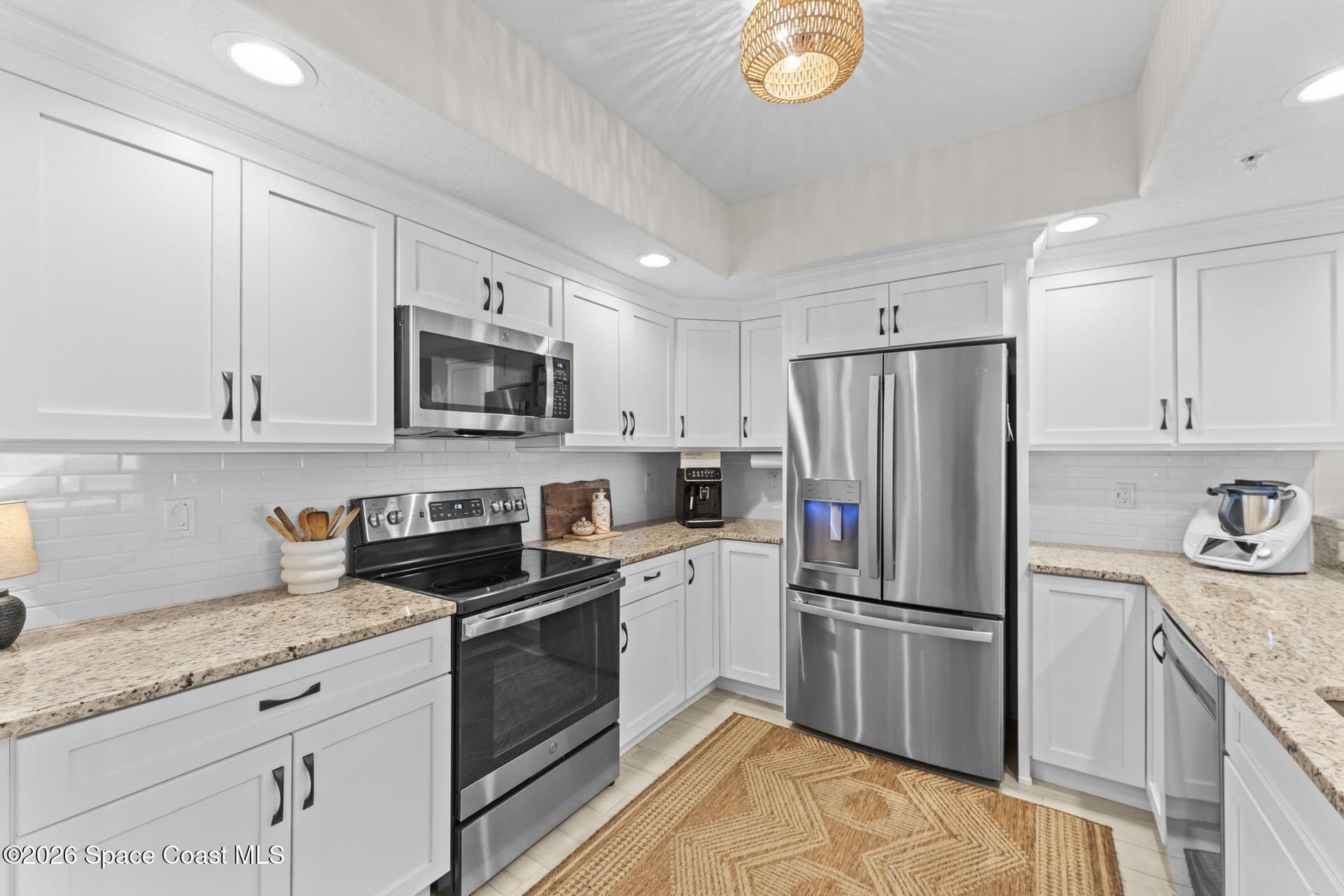 1805 Riverside Drive 503 photo 8