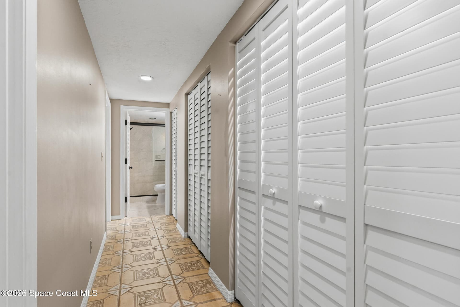 6165 S Mirror Lake Drive 106 photo 15