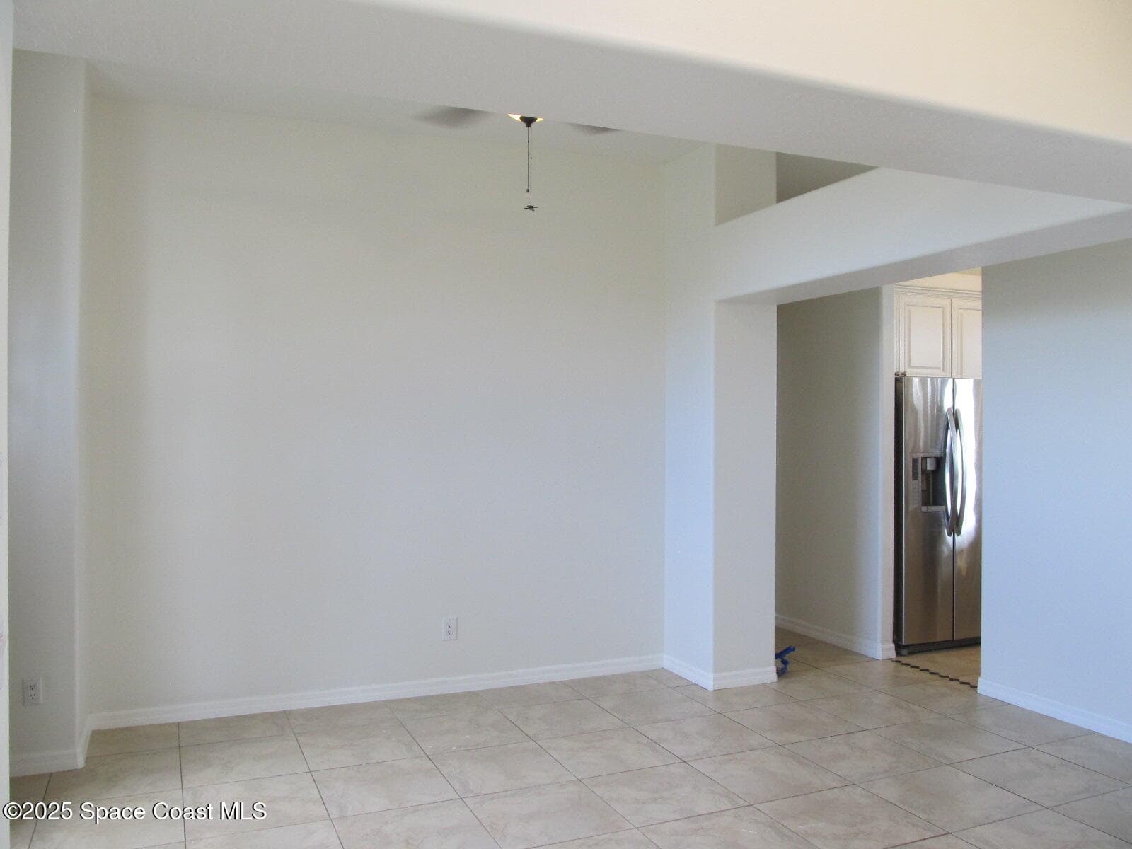 986 Fostoria Drive photo 5