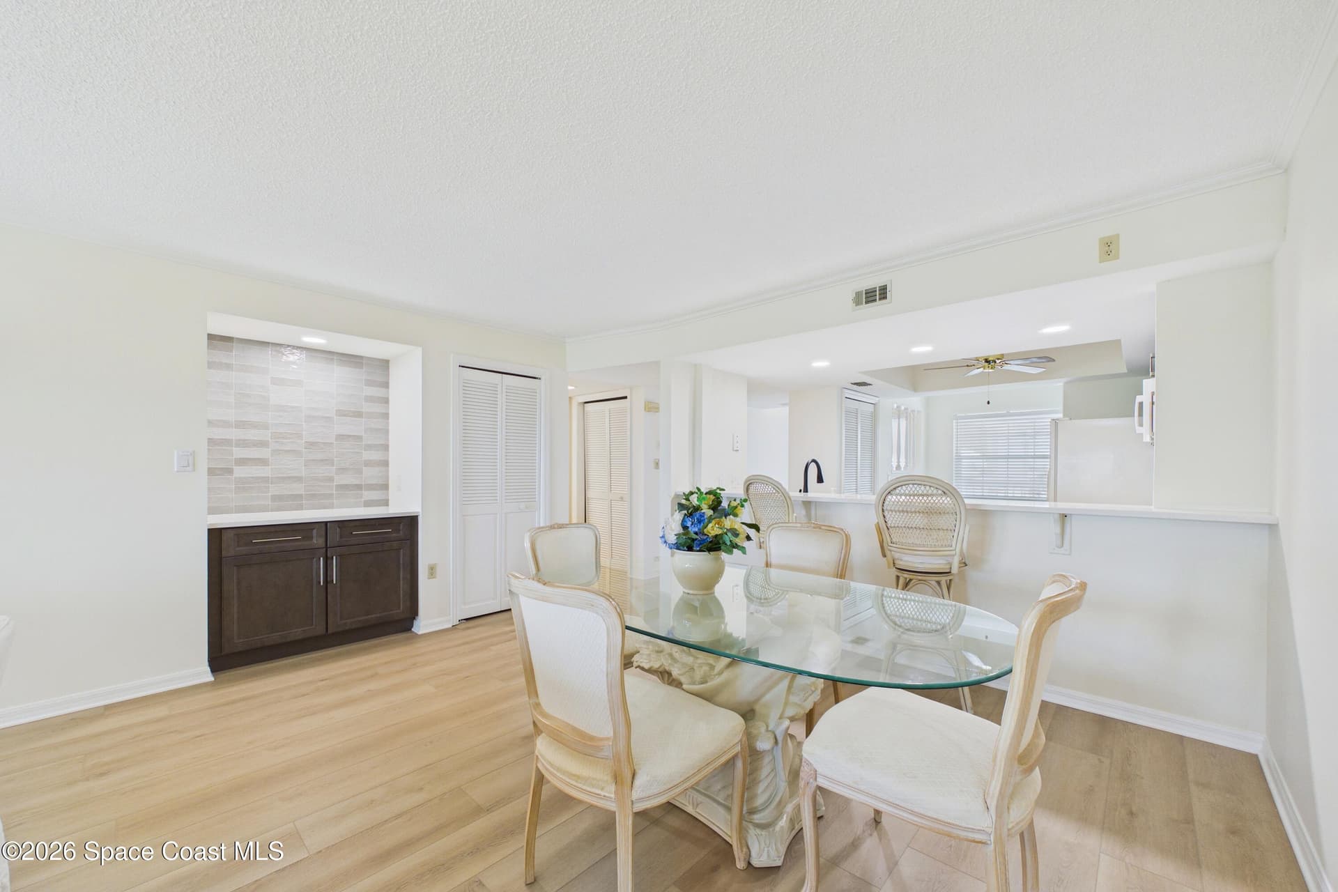 540 S Brevard Avenue 446 photo 3