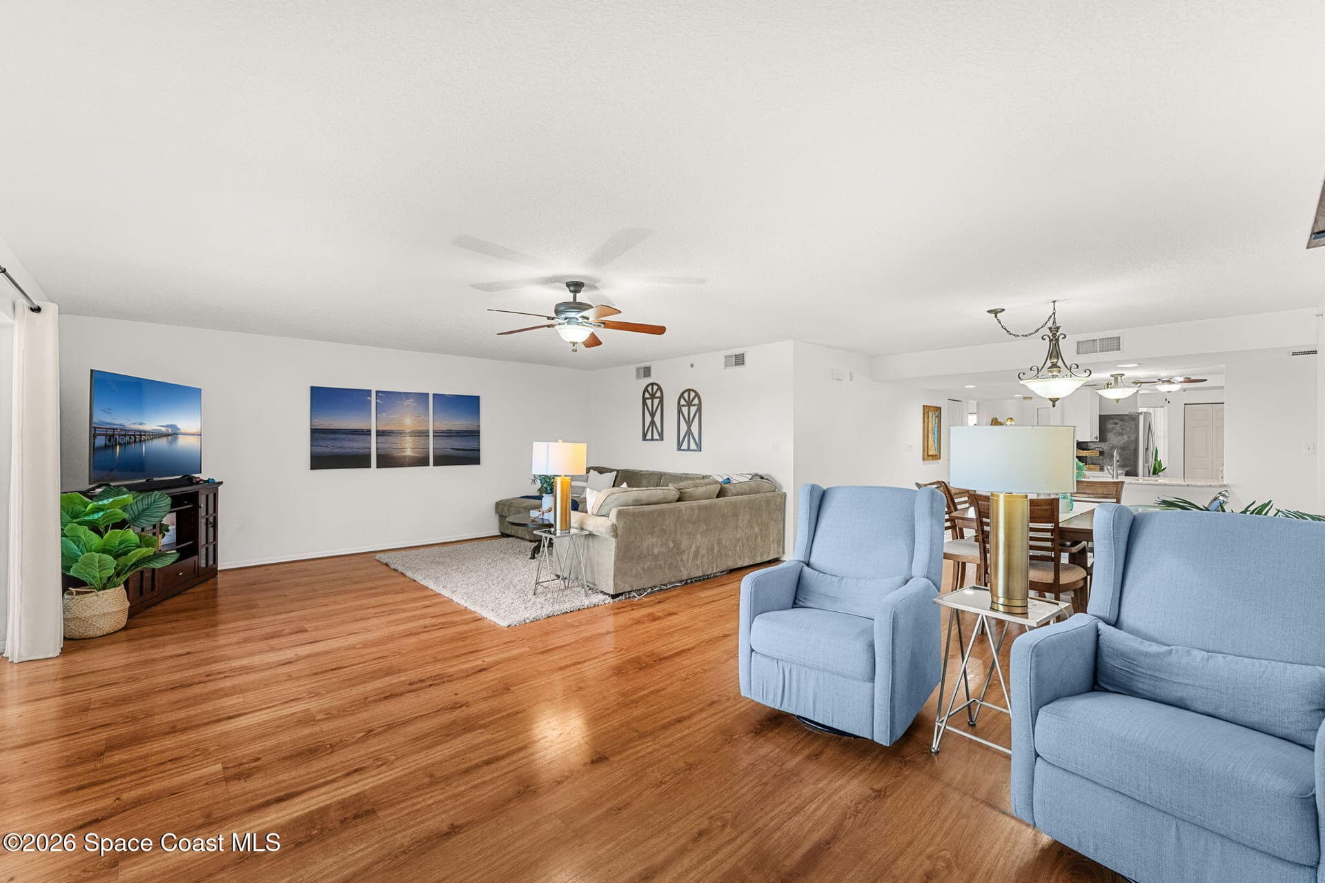 604 Shorewood Drive B302 photo 21