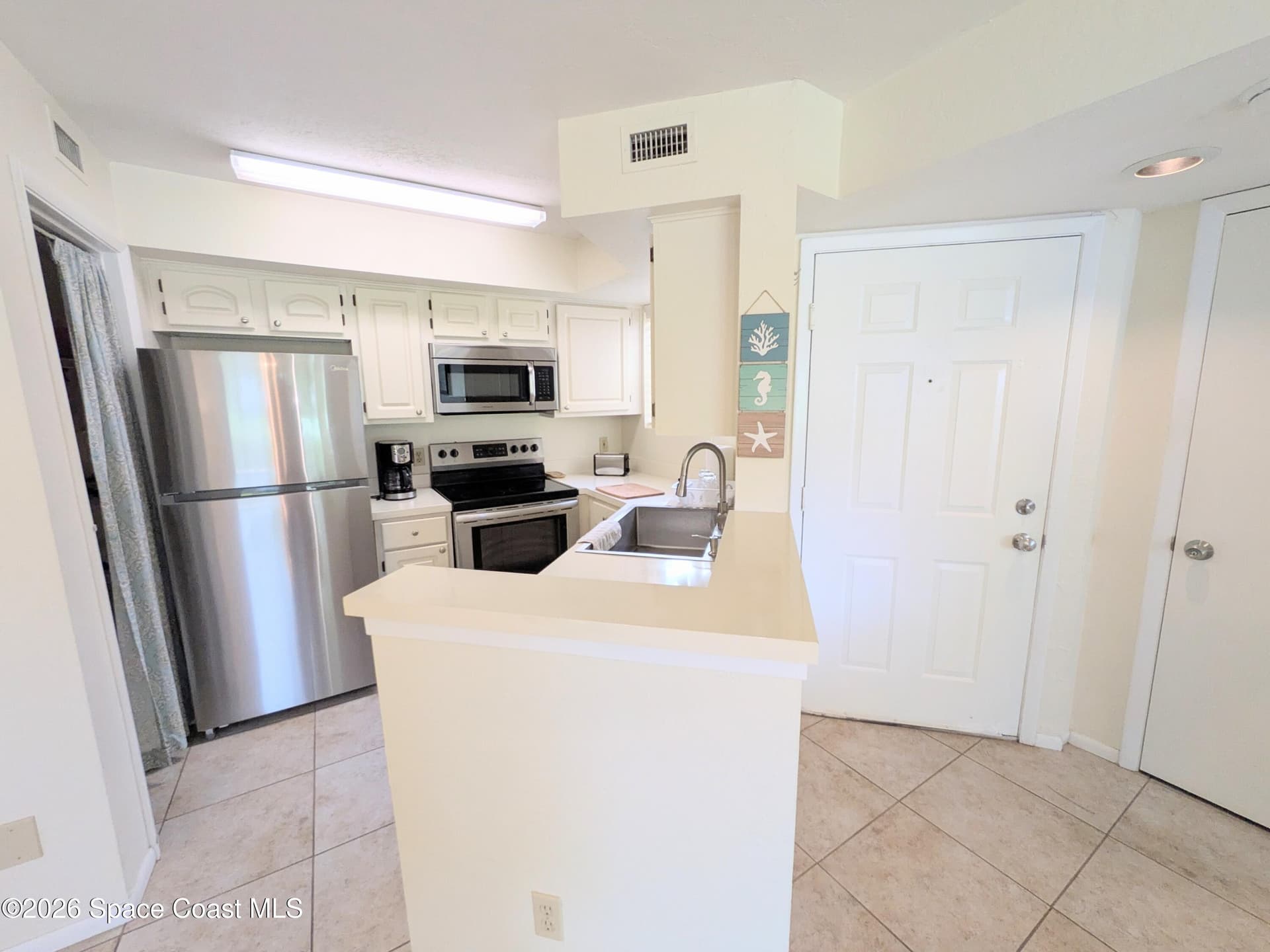 1800 Charlesmont Drive 6-107 photo 7