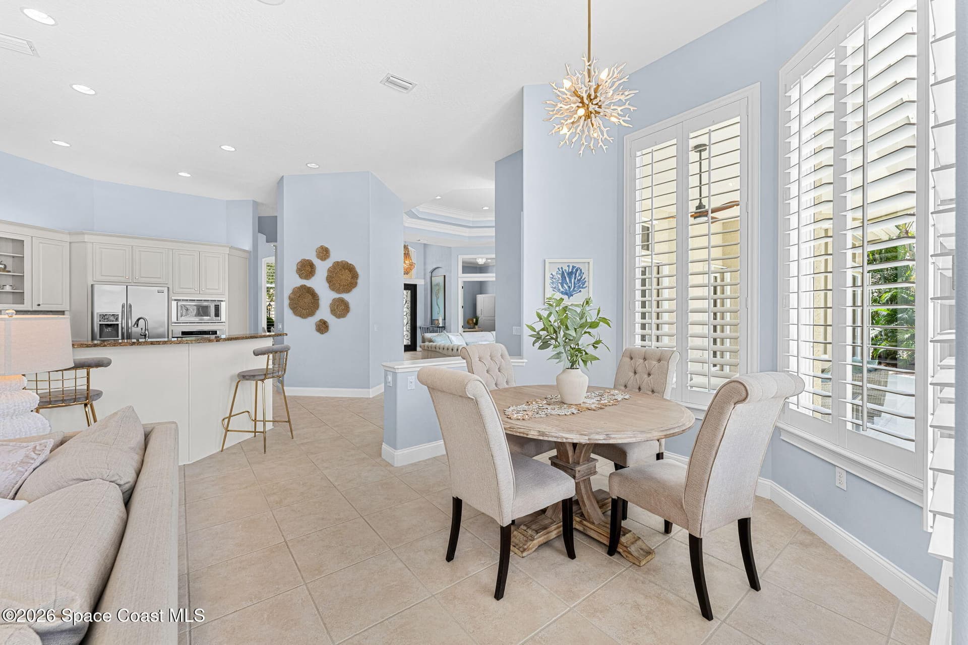 242 Flanders Drive photo 21
