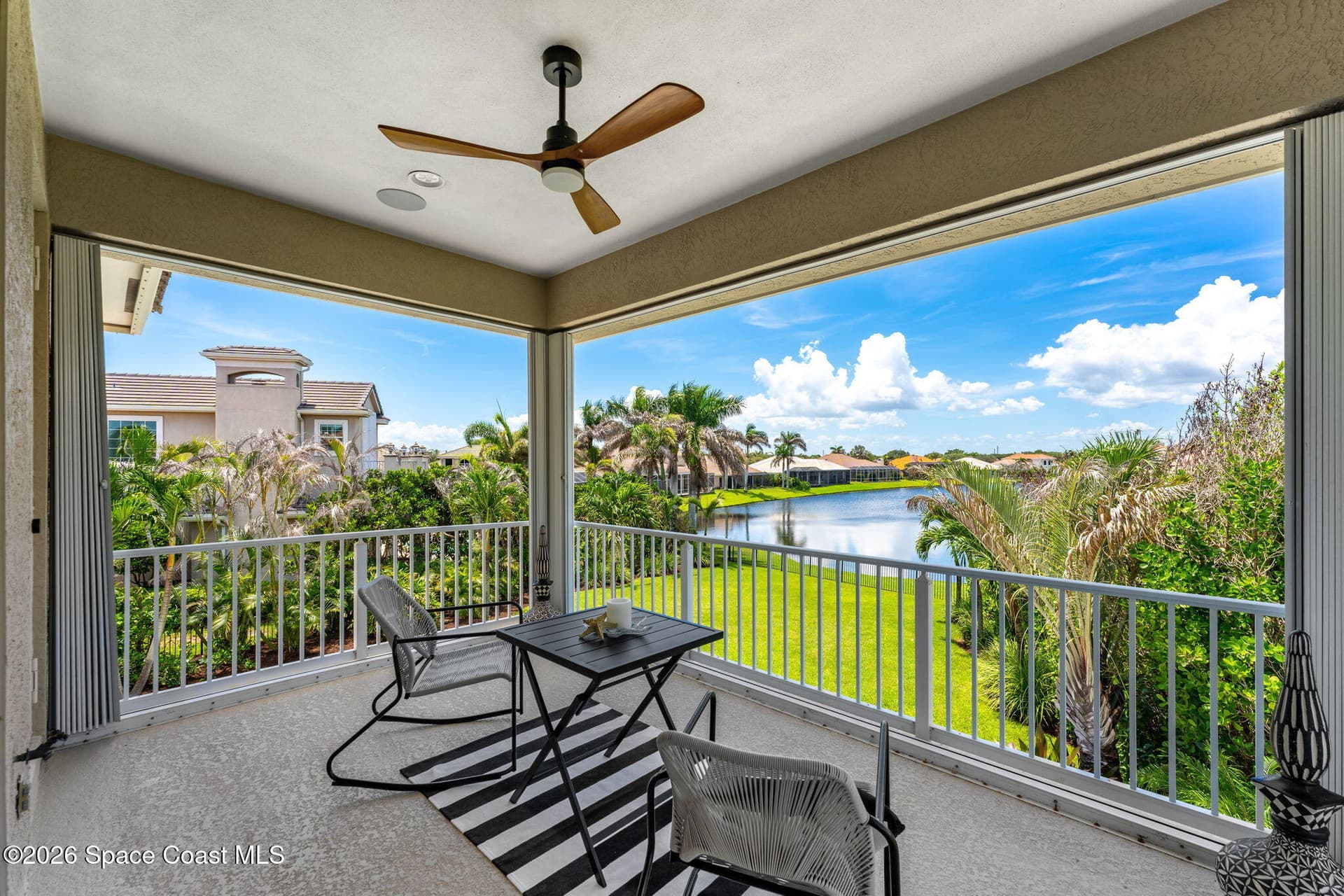 242 Flanders Drive photo 6