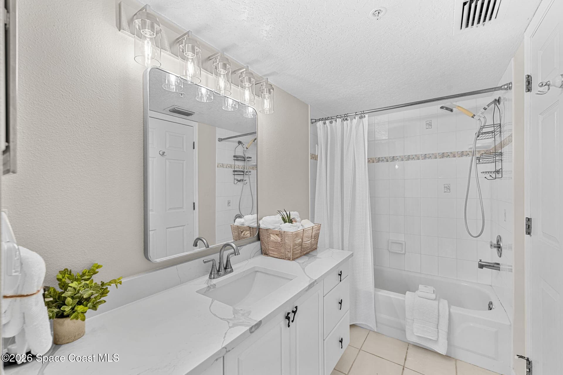 1505 N Highway A1a 302 photo 23