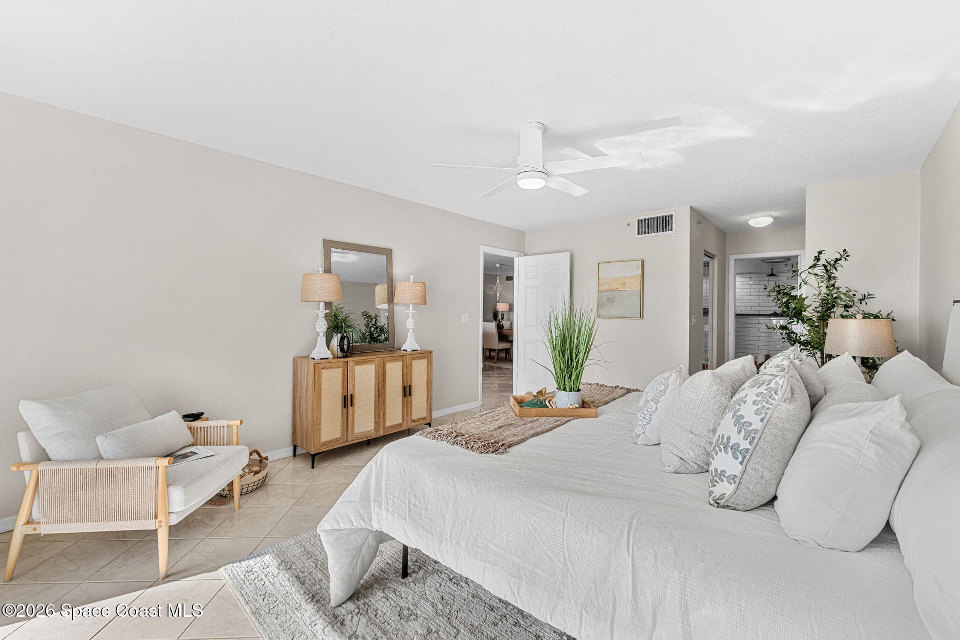 1505 N Highway A1a 302 photo 17