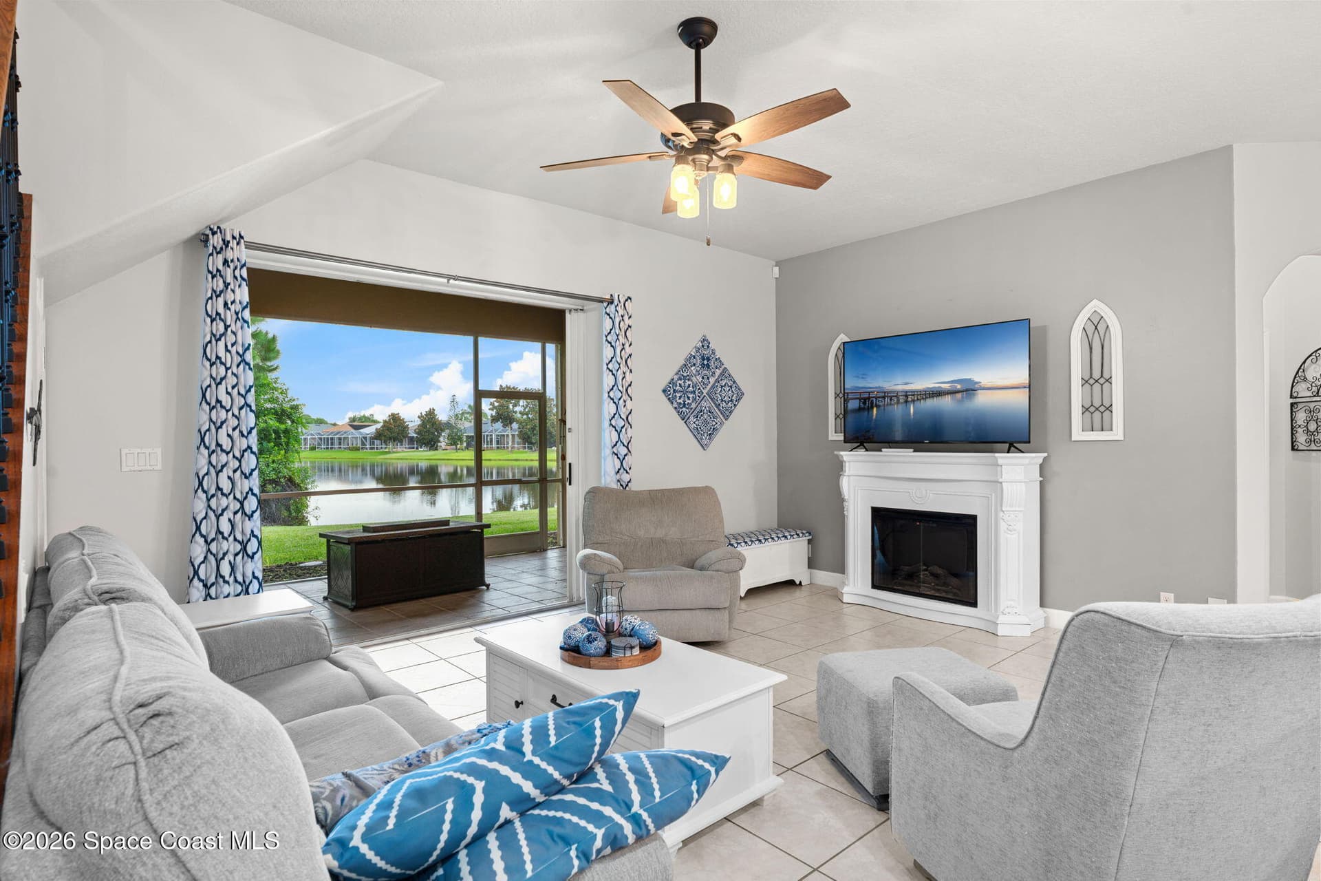 1426 Clubhouse Drive photo 16