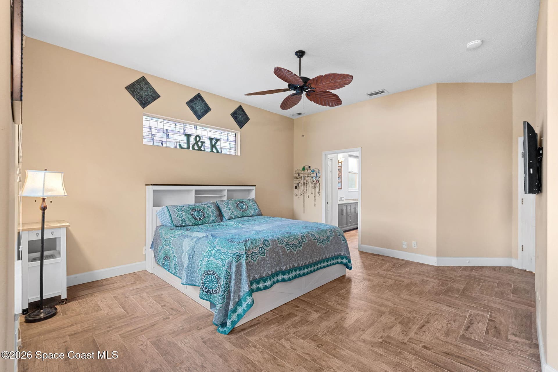 1426 Clubhouse Drive photo 22
