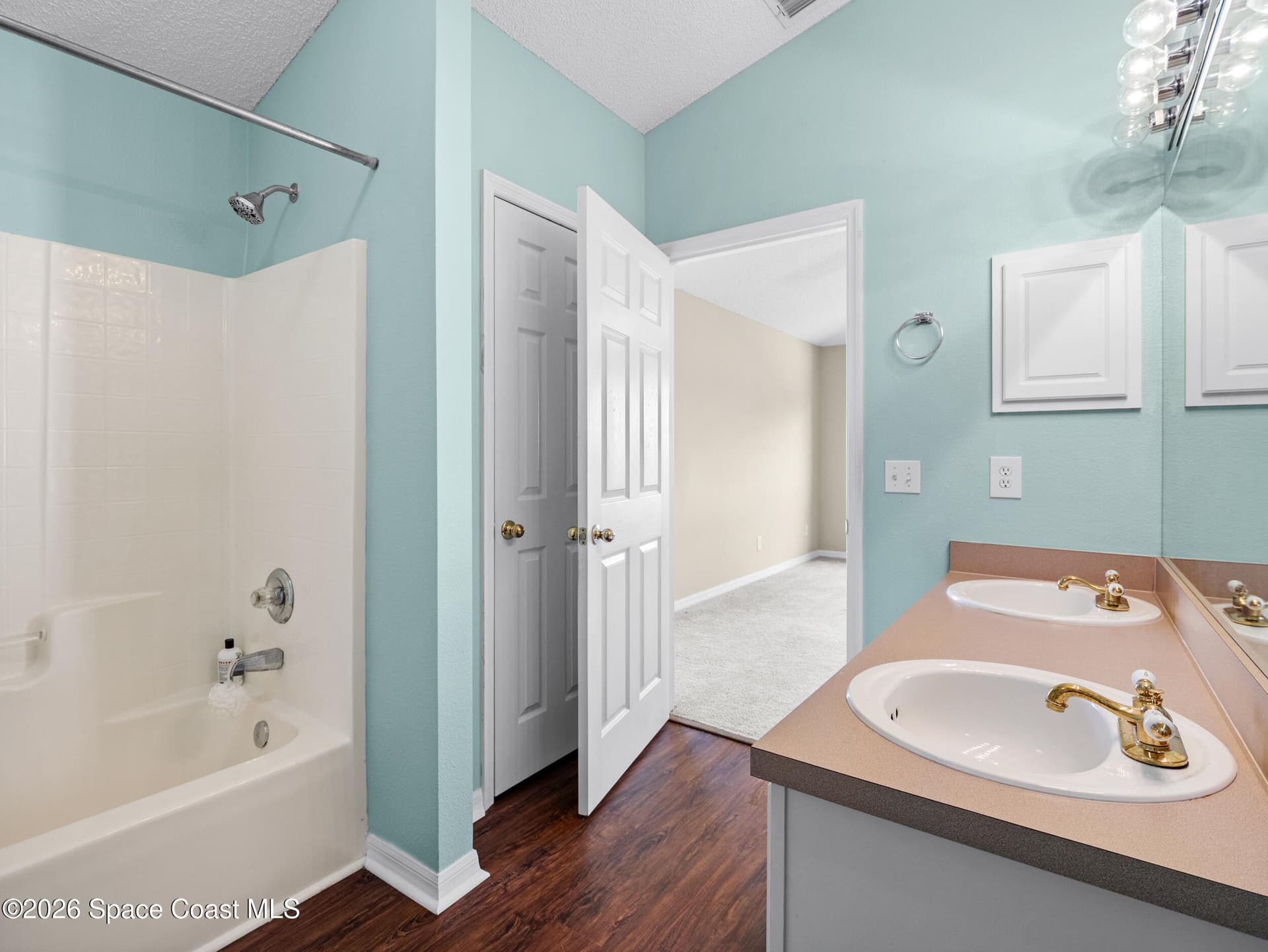 4811 Decatur Circle photo 13