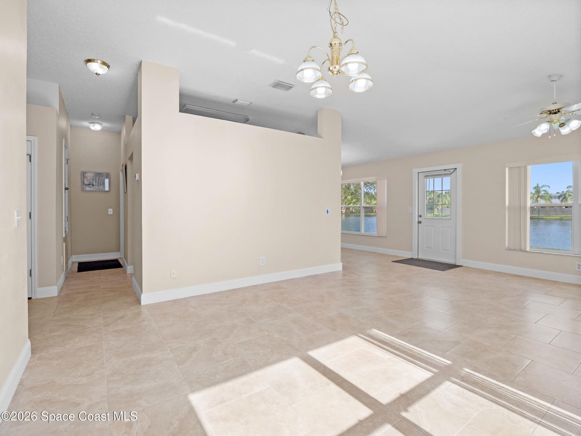 4811 Decatur Circle photo 8