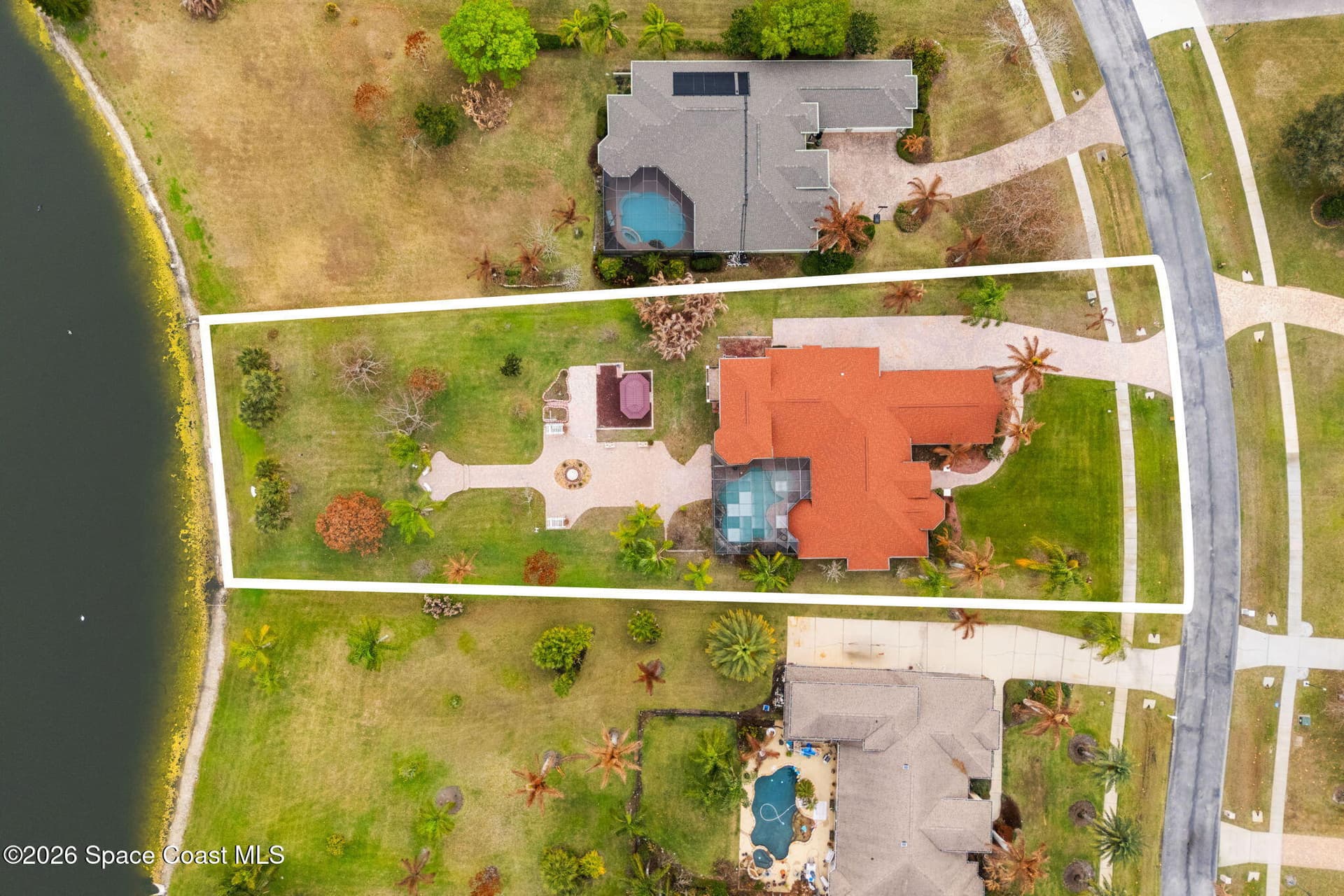 5137 Royal Paddock Way photo 2