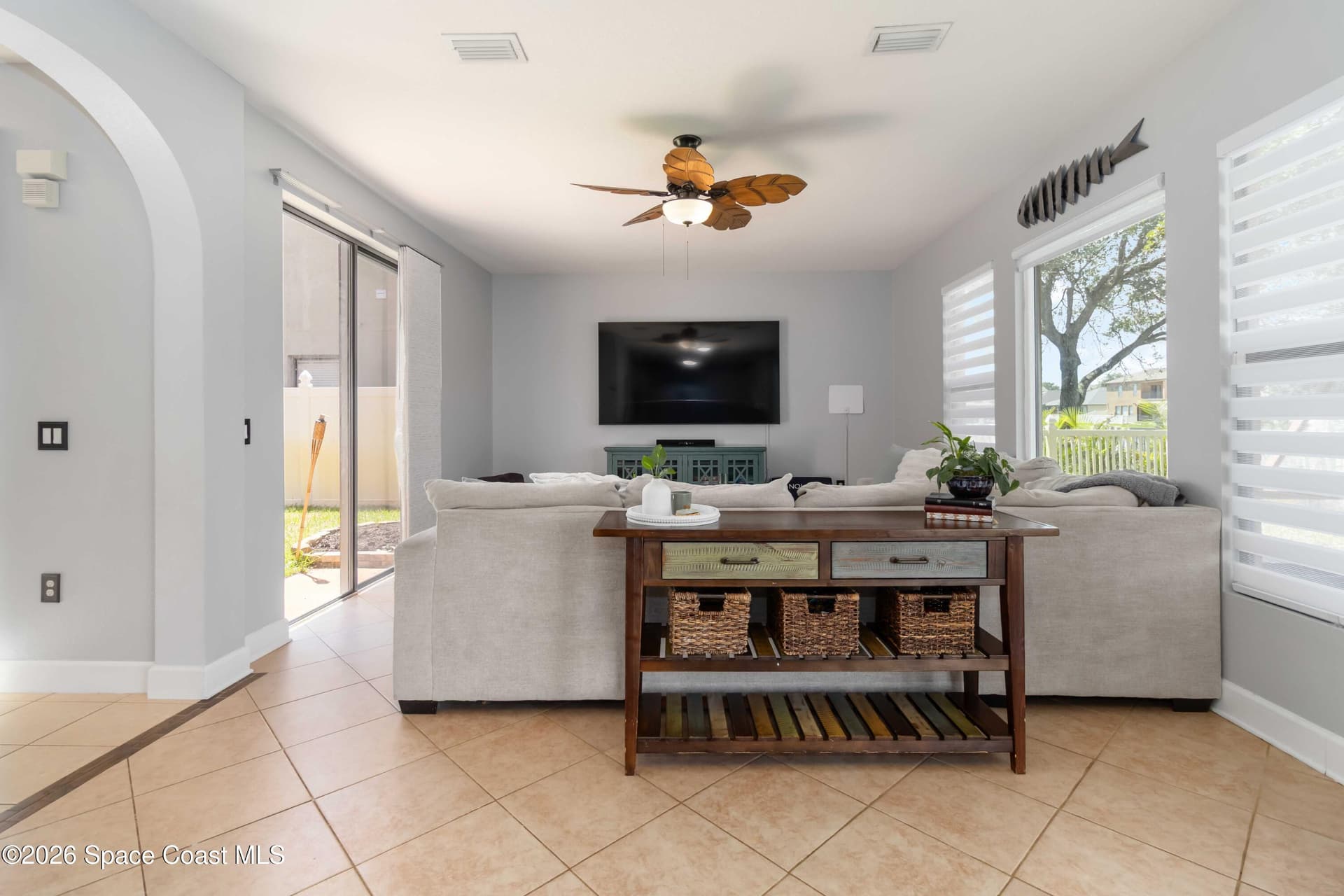 3053 Glenridge Circle photo 8