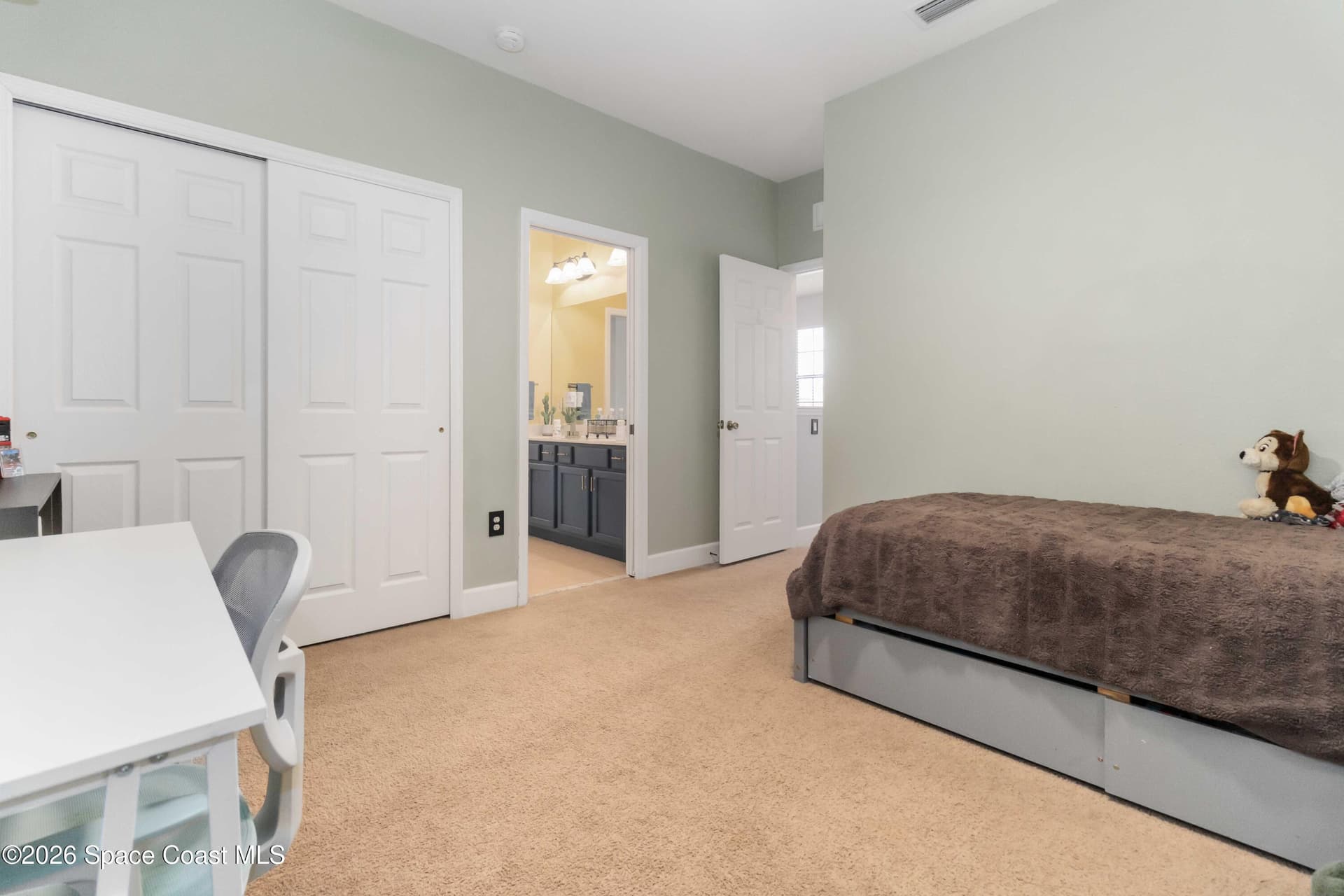 3053 Glenridge Circle photo 18