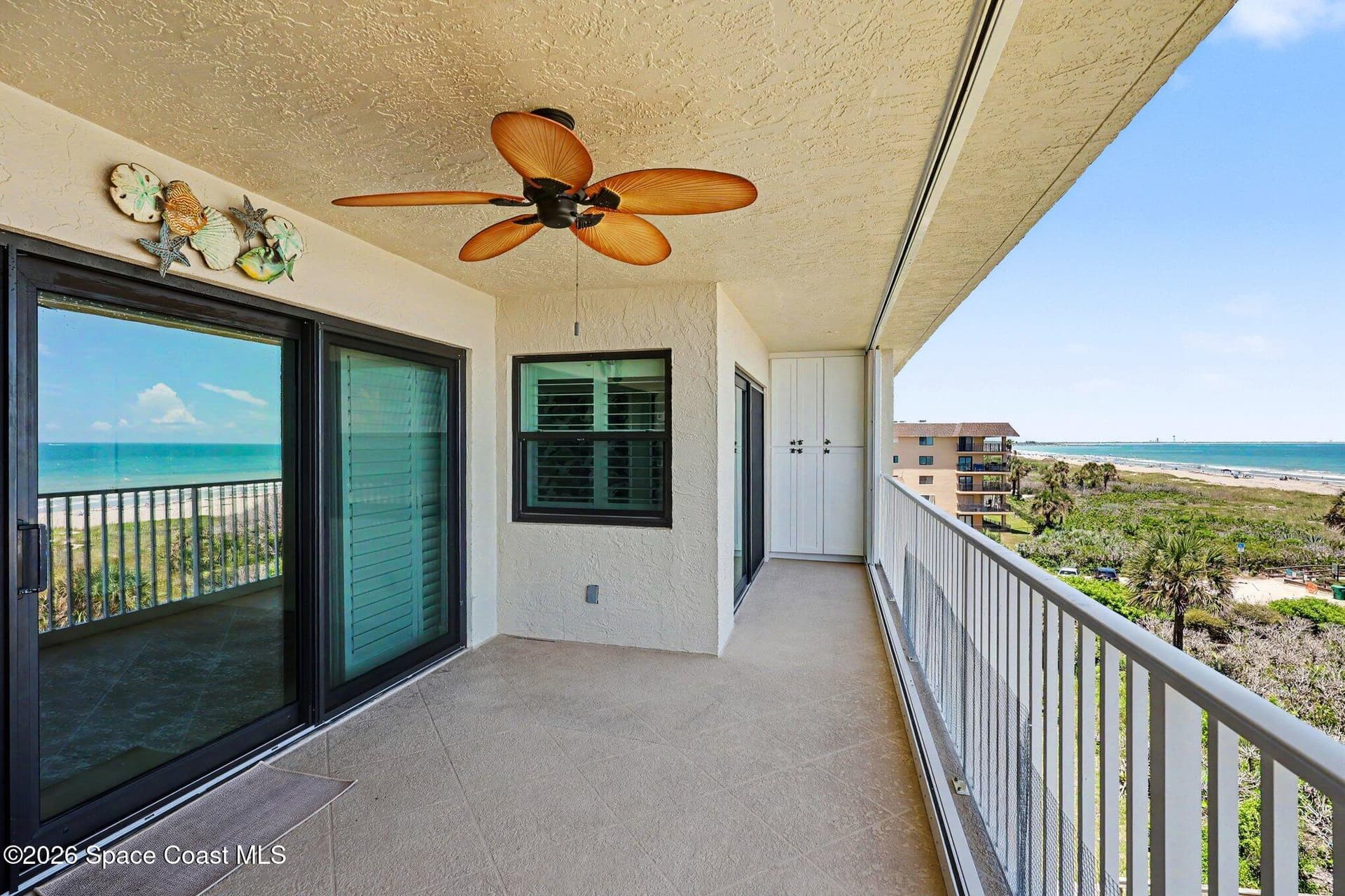 555 Harrison Avenue 504 photo 3