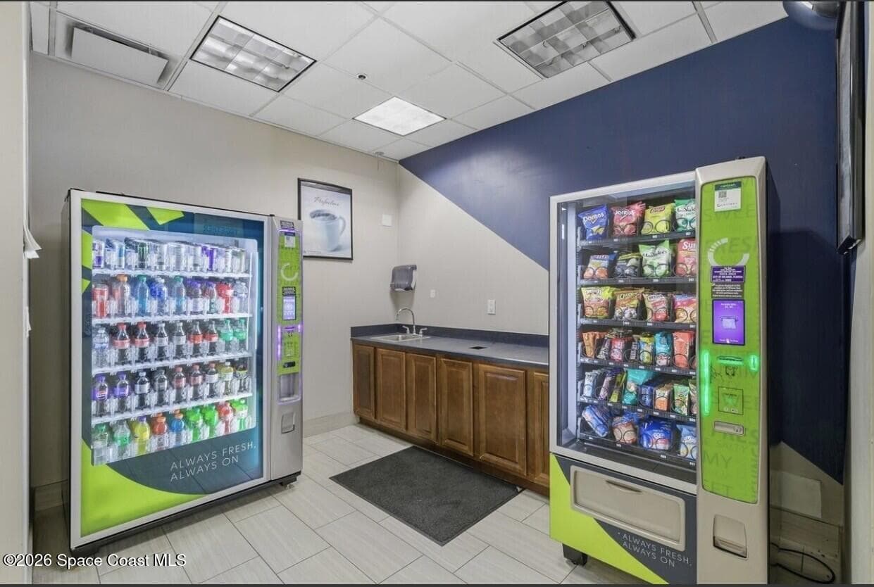 2700 N Atlantic Avenue 1220 photo 21