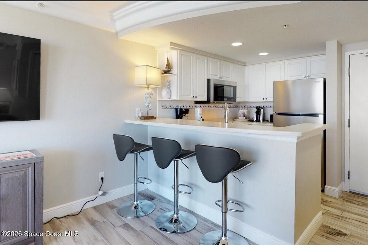 2700 N Atlantic Avenue 1220 photo 11