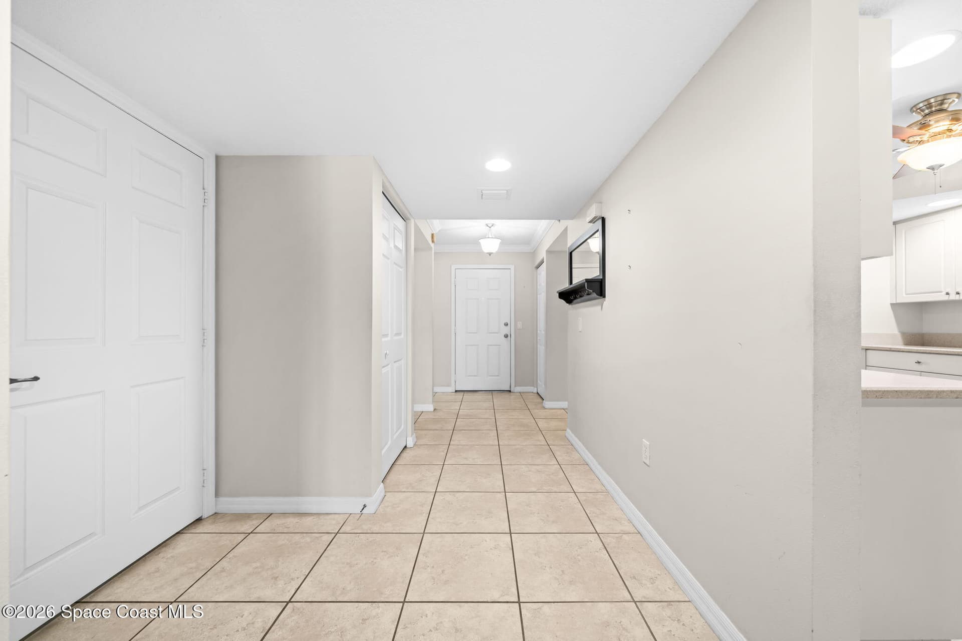 7028 Sevilla Court 202 photo 8