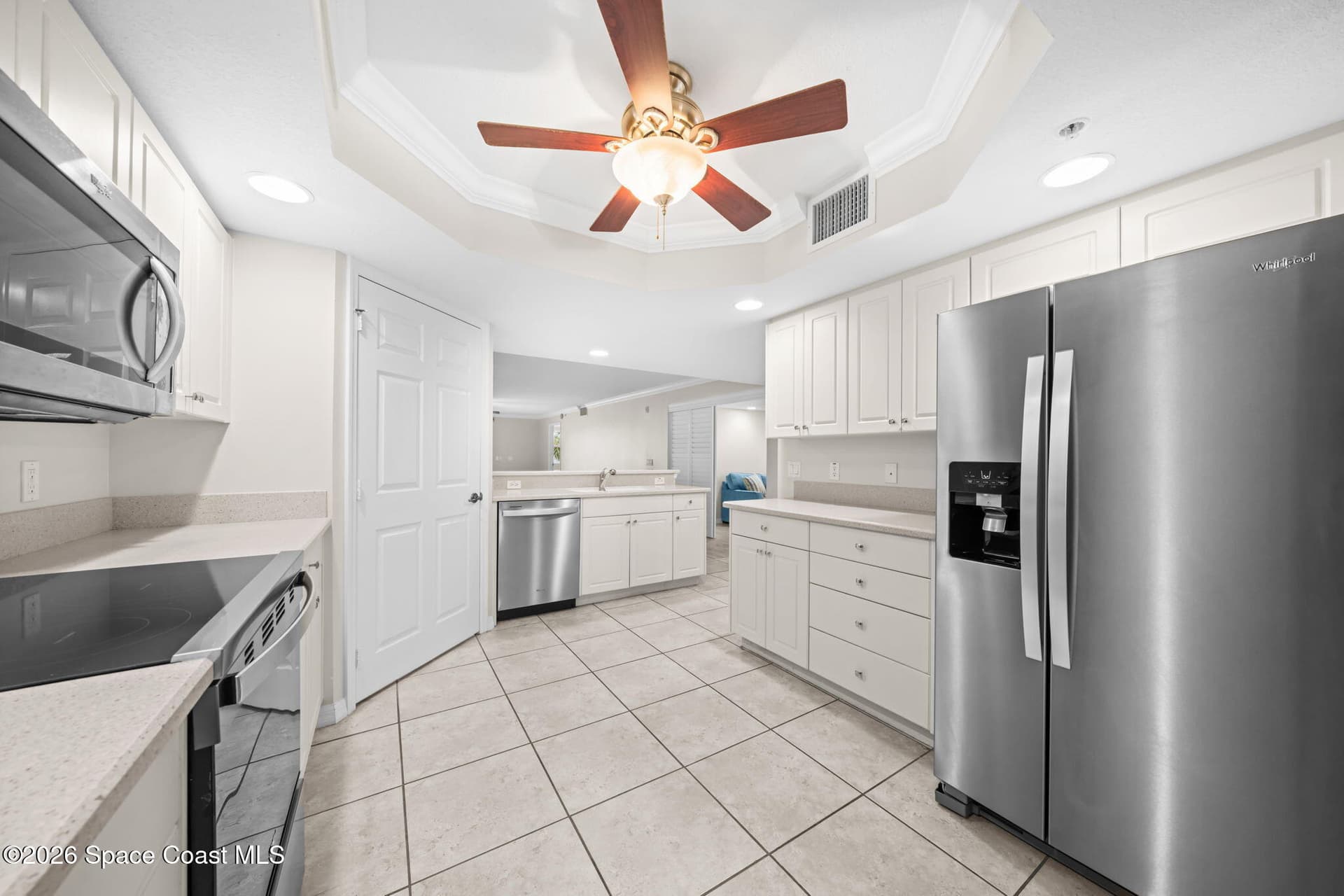 7028 Sevilla Court 202 photo 12