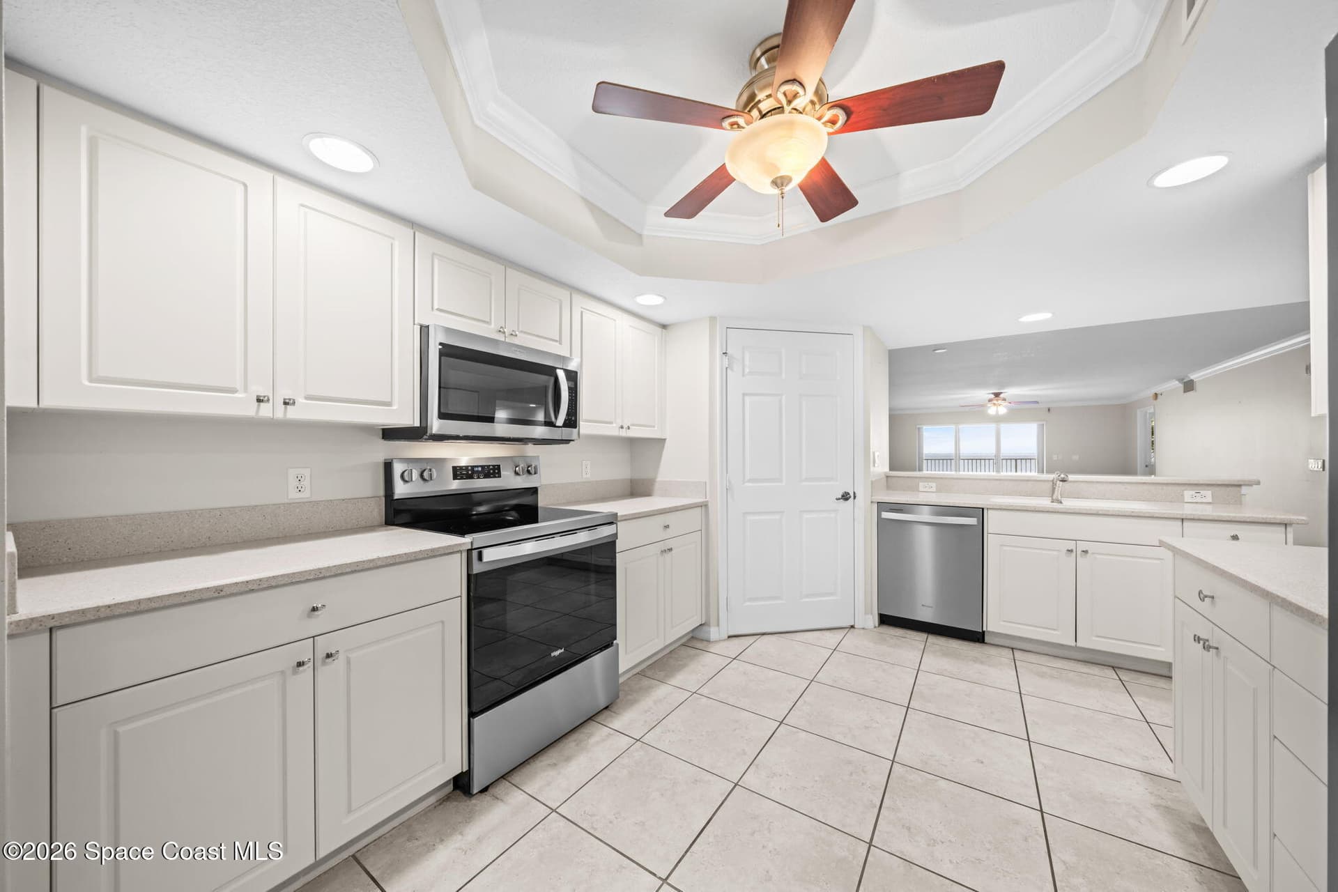 7028 Sevilla Court 202 photo 13