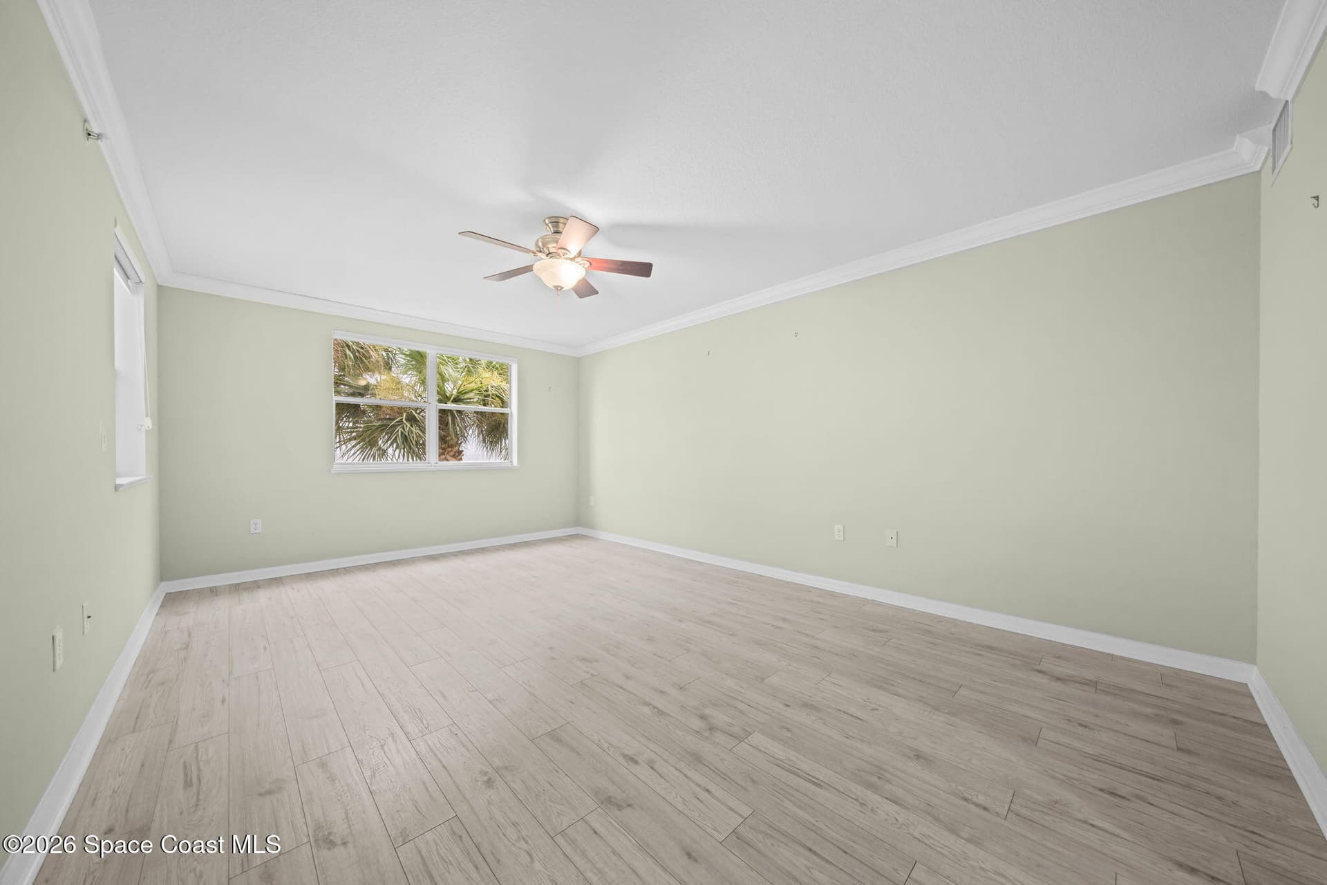 7028 Sevilla Court 202 photo 19
