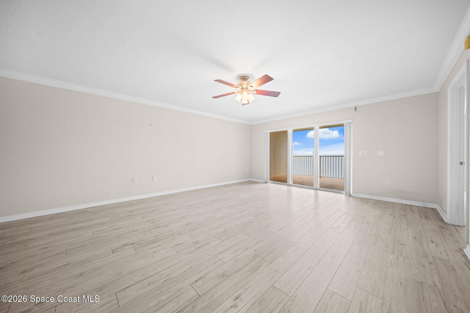 7028 Sevilla Court 202 photo 23