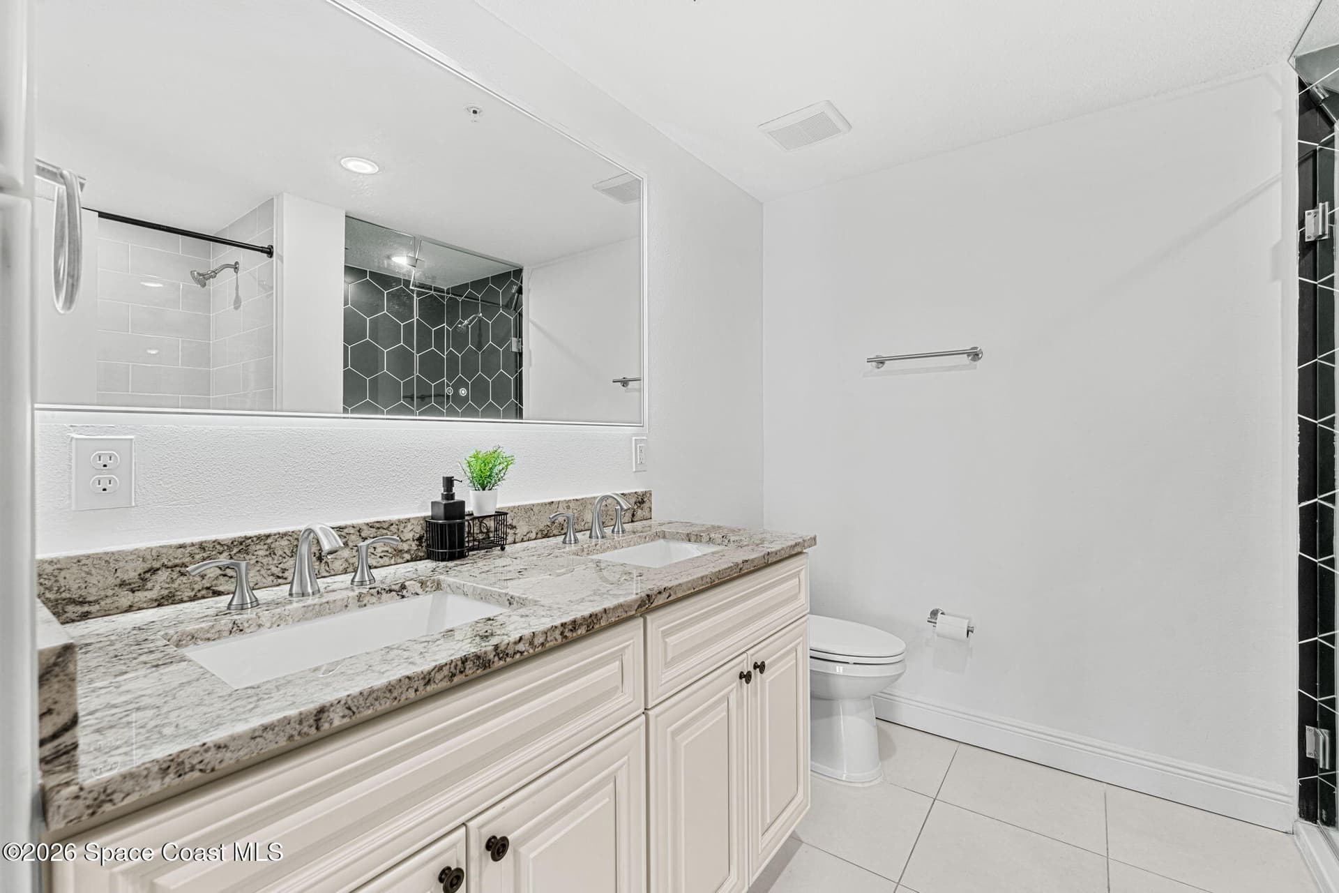 735 Pilot Lane 908 photo 25