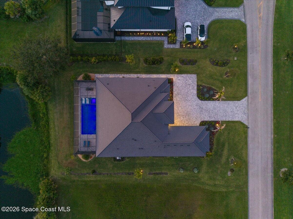 1023 W Polo Grounds Drive photo 3