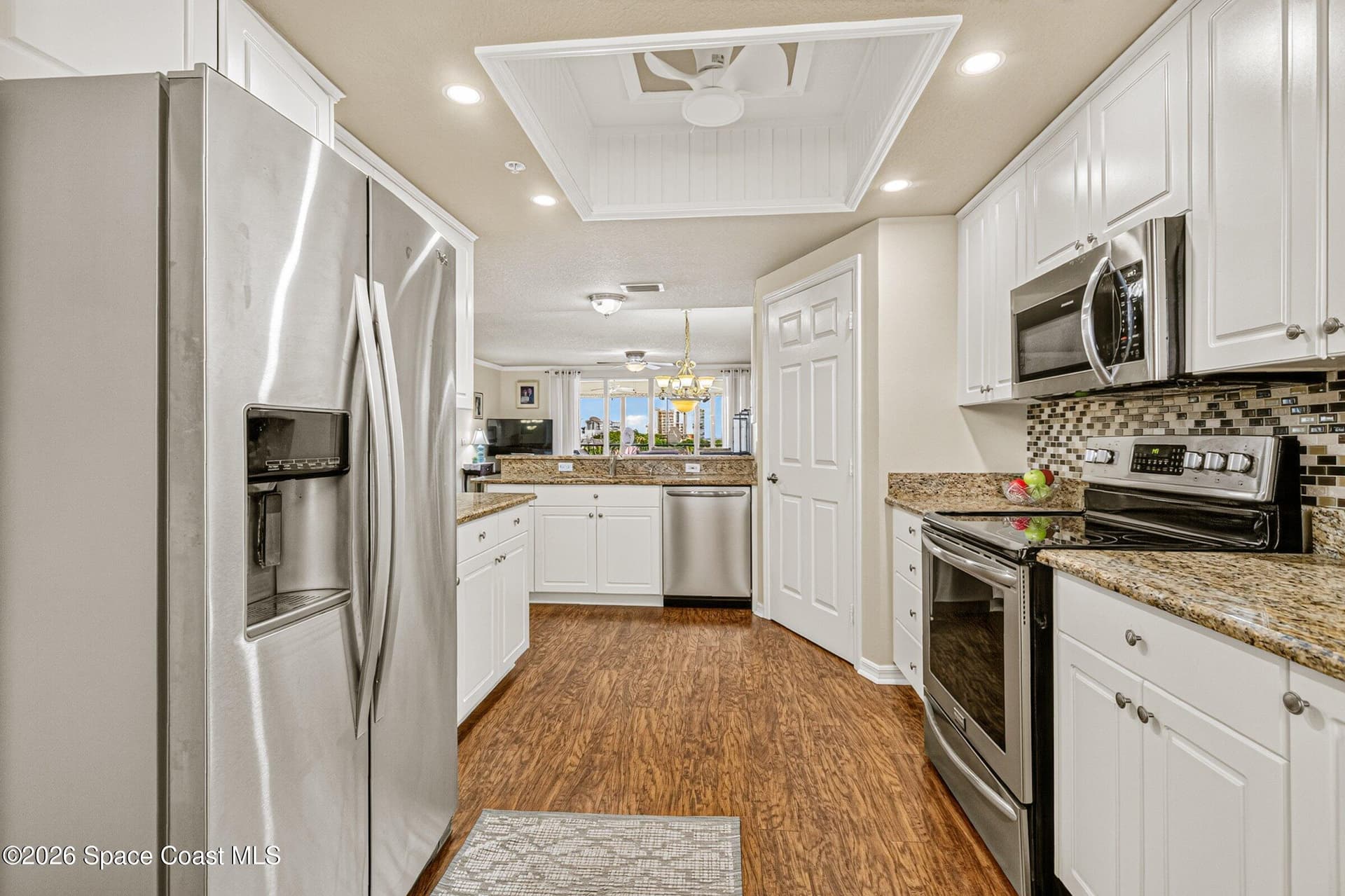 100 Riverside Drive 402 photo 17