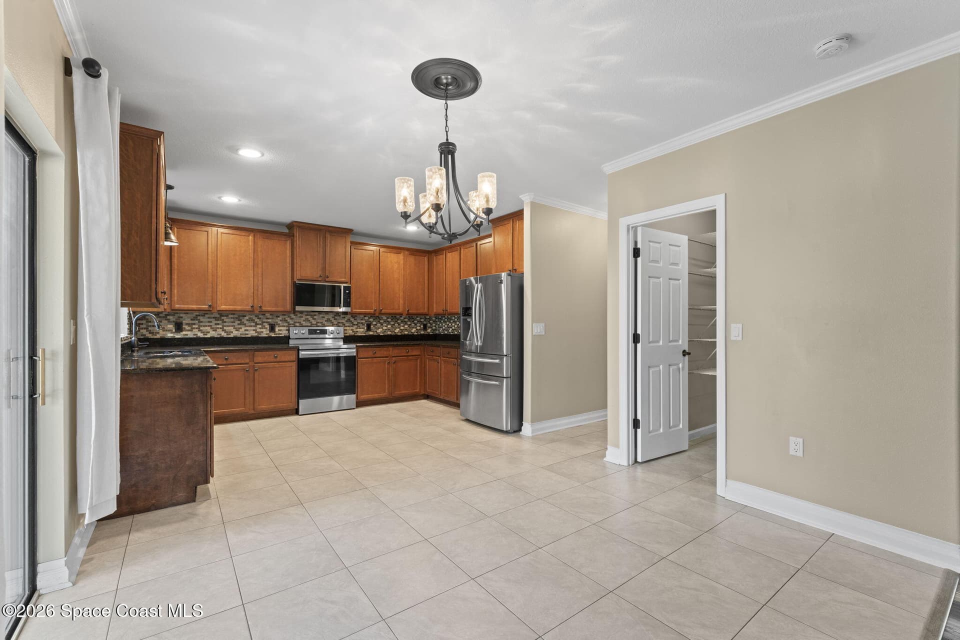 641 Dillard Drive SE photo 7