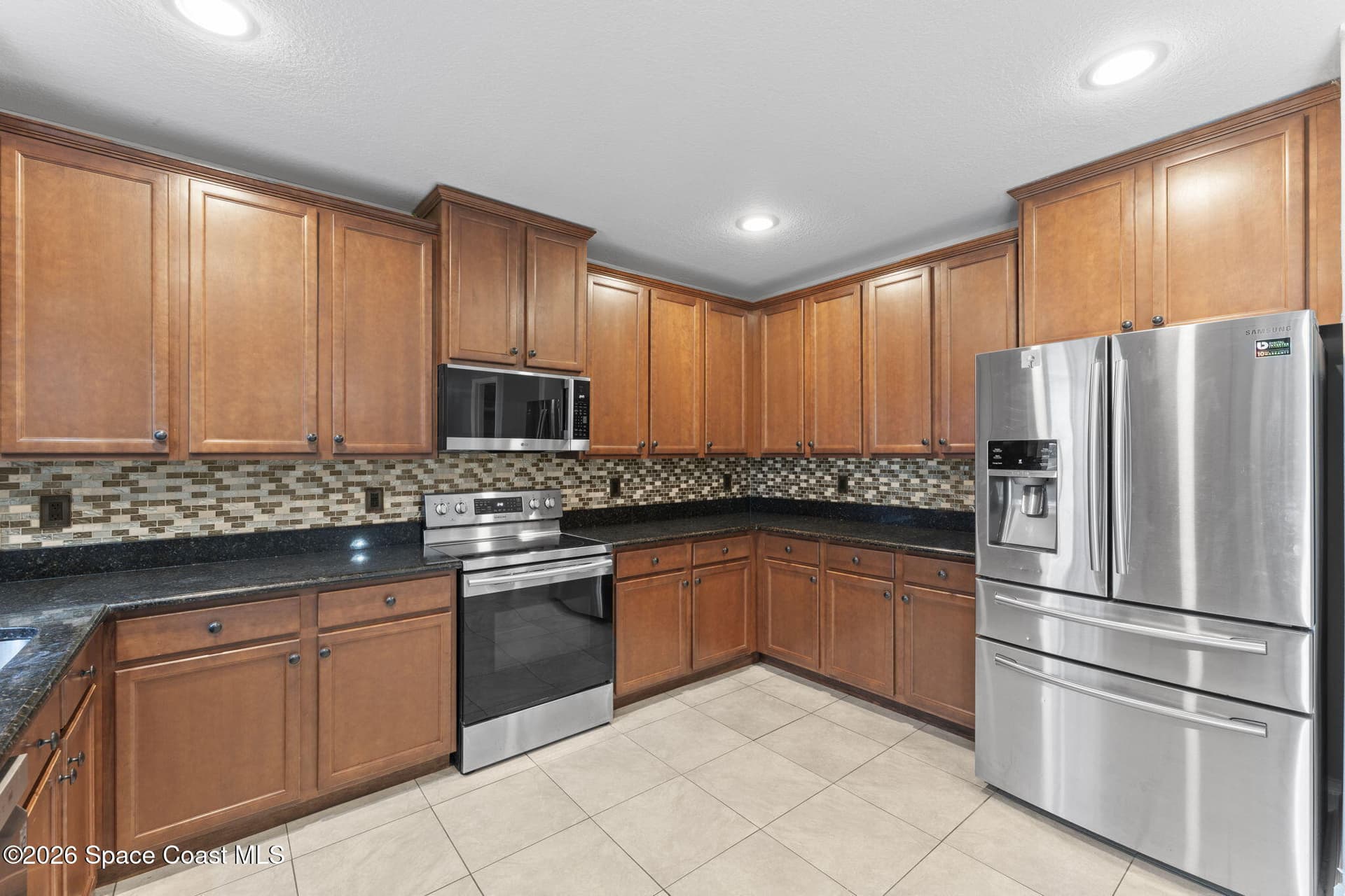 641 Dillard Drive SE photo 8