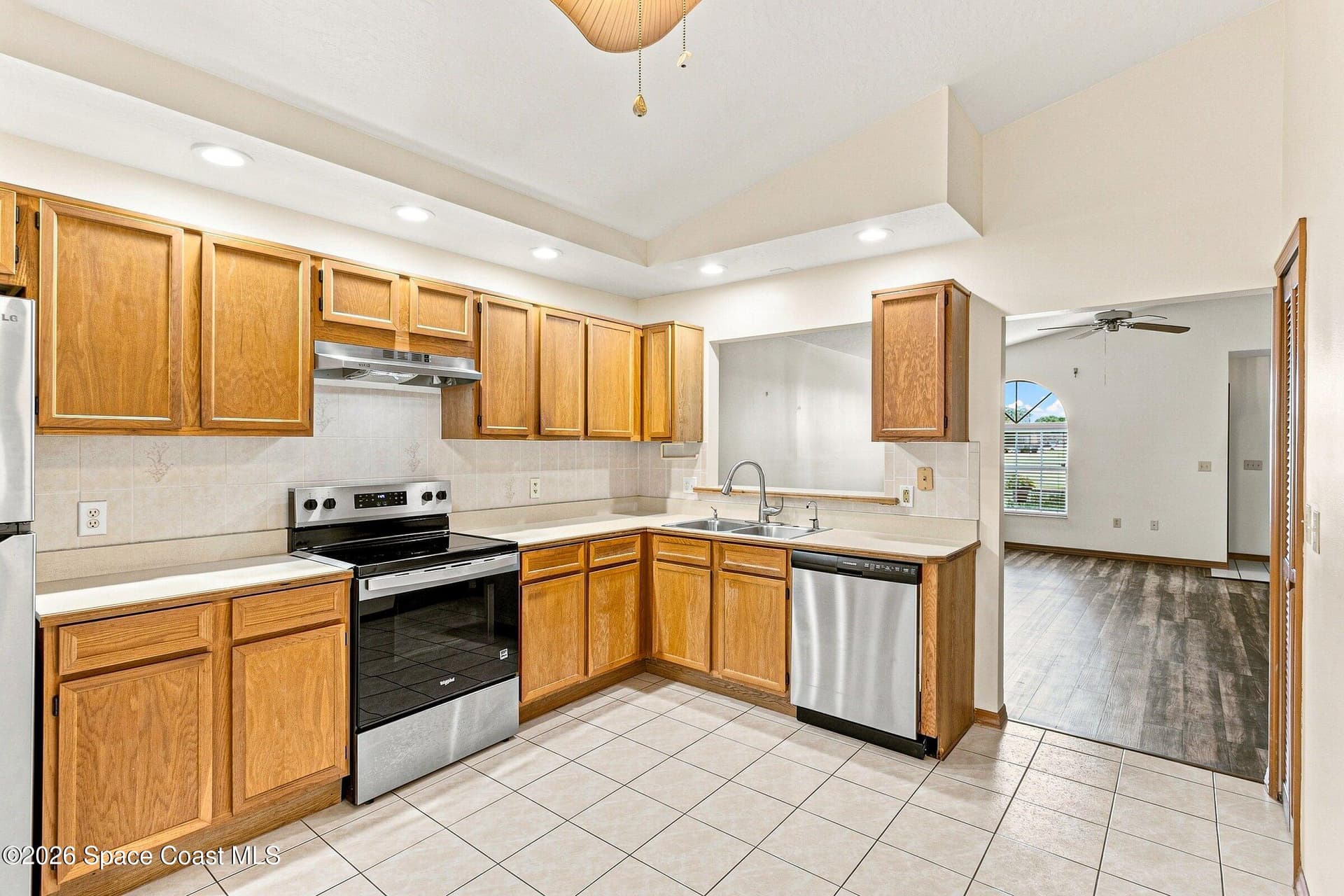 910 Cross Lake Drive photo 10